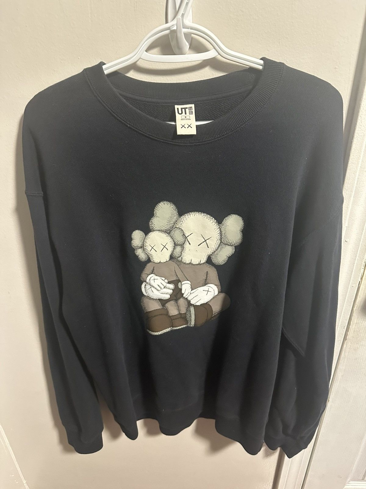 Kaws × Uniqlo Kaws sweater Size US M / EU 48-50 / 2 - 1 Thumbnail