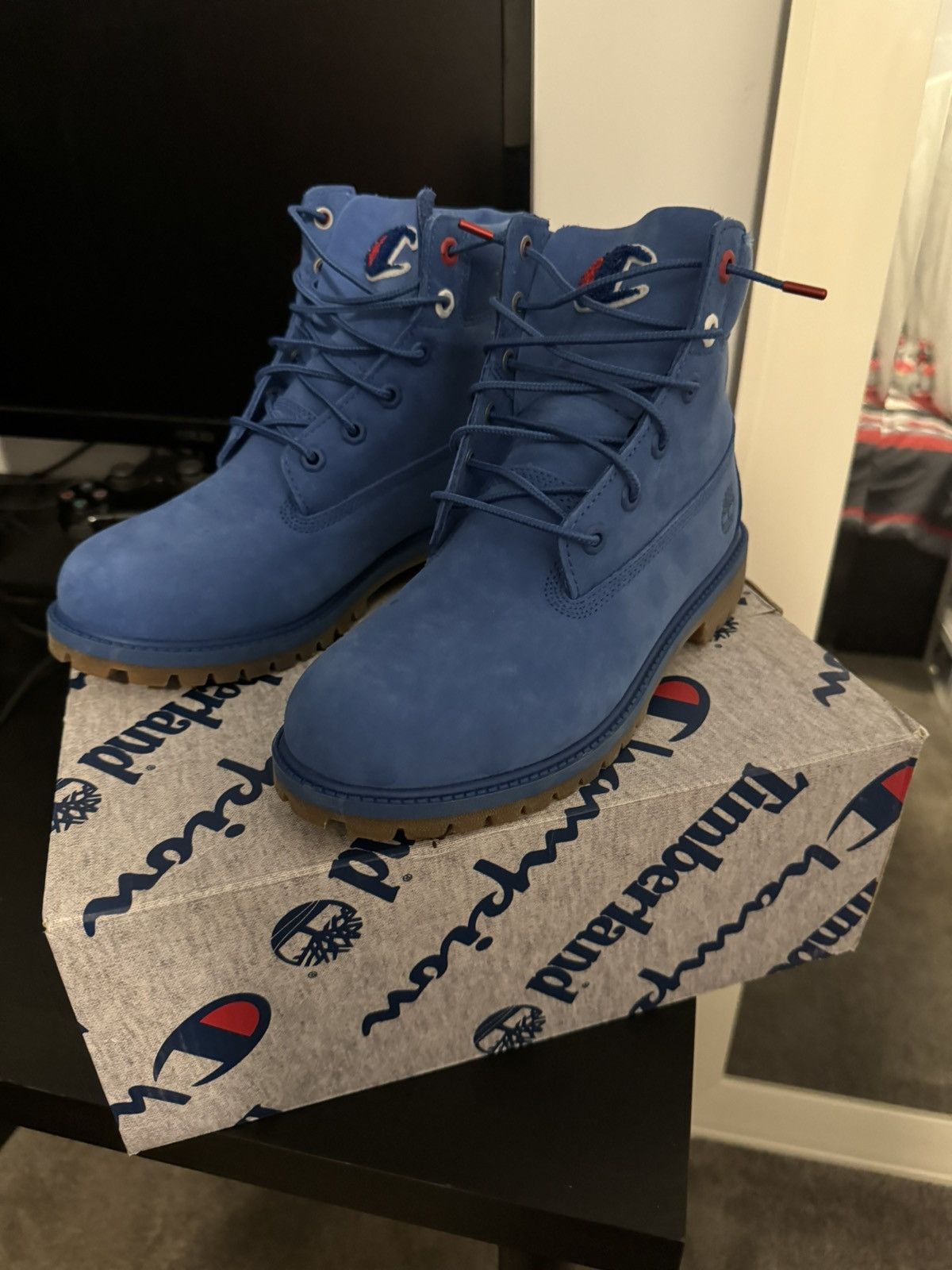 Champion blue timbs online