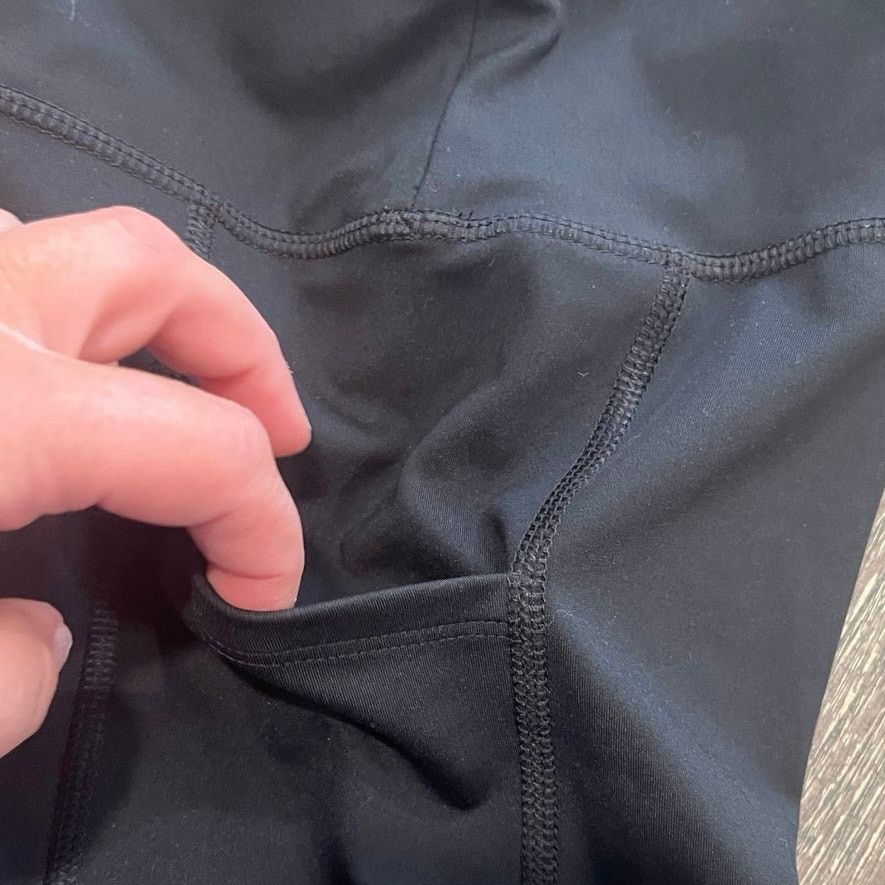 American Eagle Outfitters American Eagle The Everything Pocket Bike Shorts Black M Size 25" / US 0 / IT 36 - 3 Thumbnail