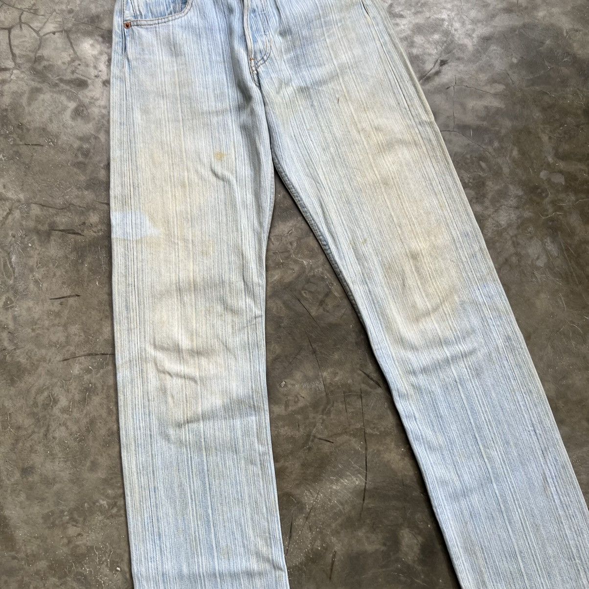 Levi's Vintage Levi’s Light Wash Fade Straight Fit Jeans Size US 27 - 5 Thumbnail