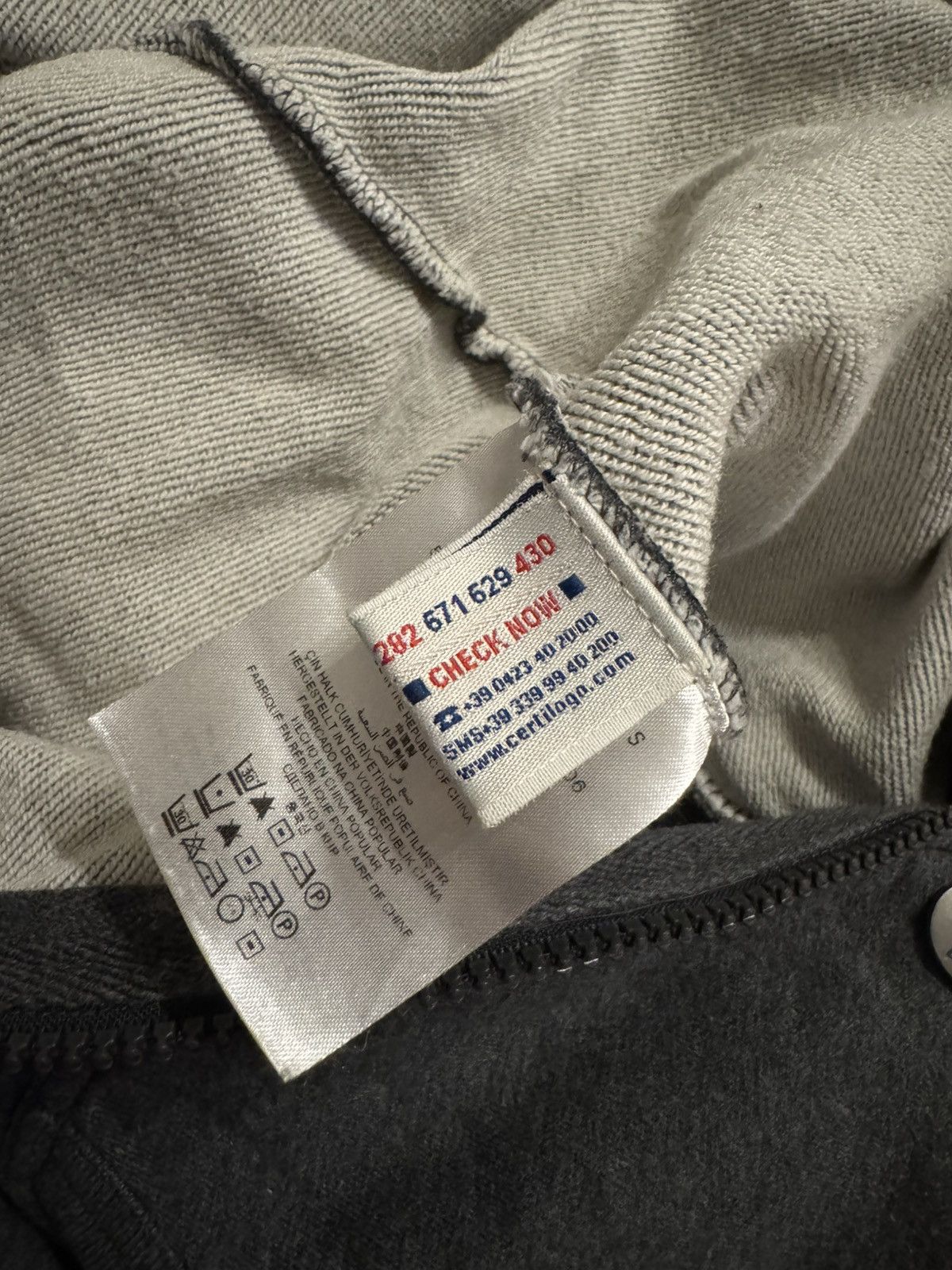 Moncler Moncler Zip Up Hoodie Size US S / EU 44-46 / 1 - 7 Thumbnail
