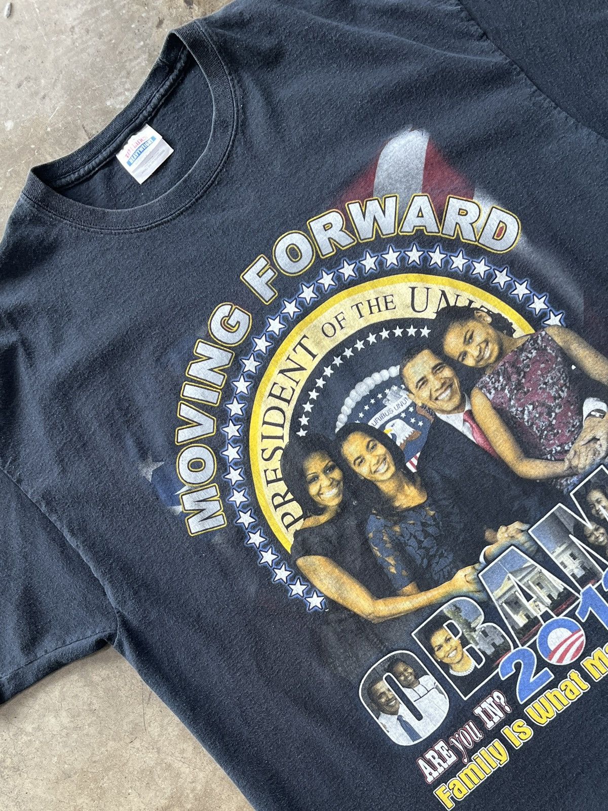 Vintage 2012 President Obama Four More Years Moving Forward Tee 2XL Size US XXL / EU 58 / 5 - 1 Thumbnail