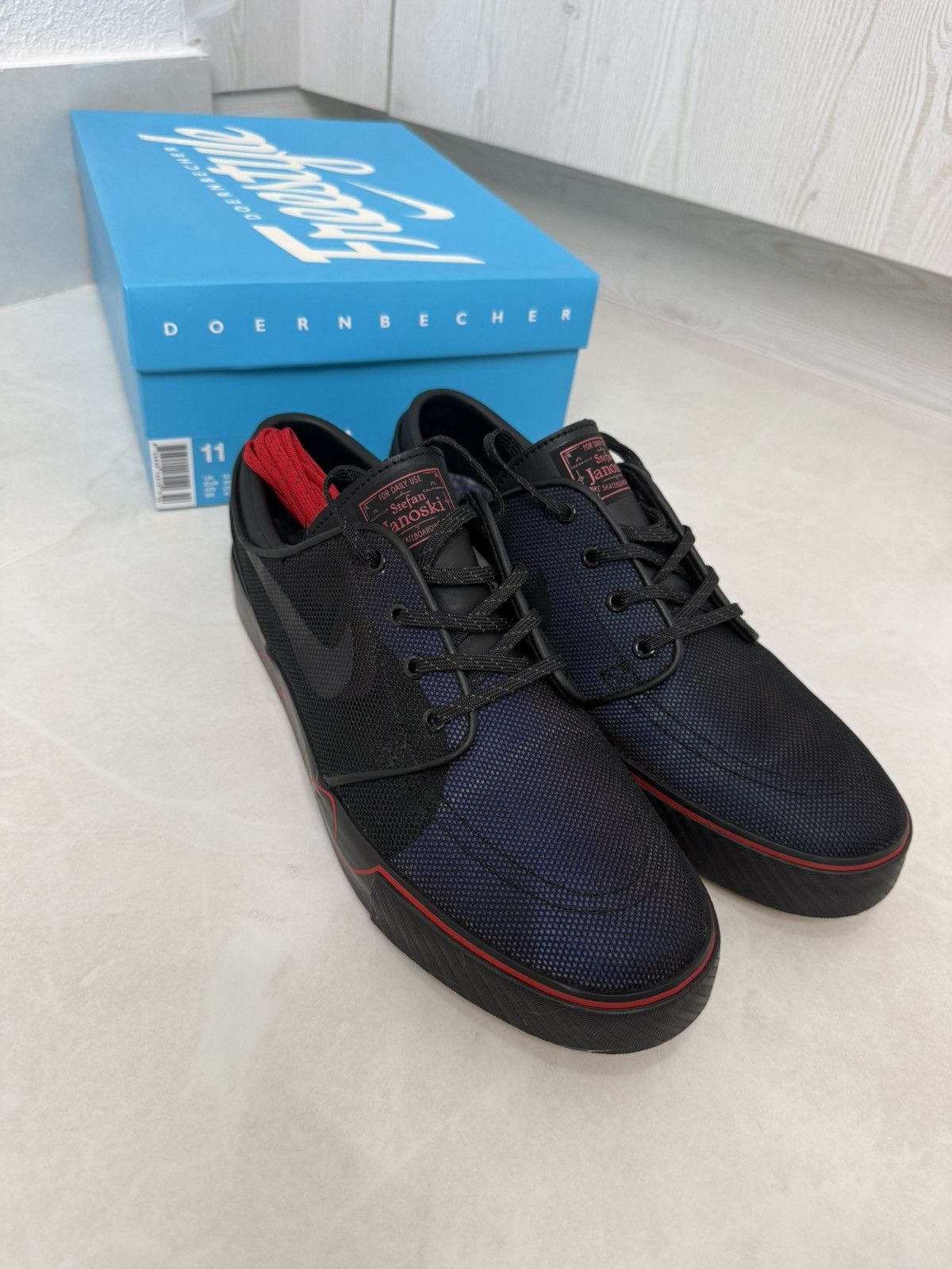 Nike Nike SB Stefan Janoski Doernbecher (2015) Size 11 Used Size US 11 / EU 44 - 10 Thumbnail