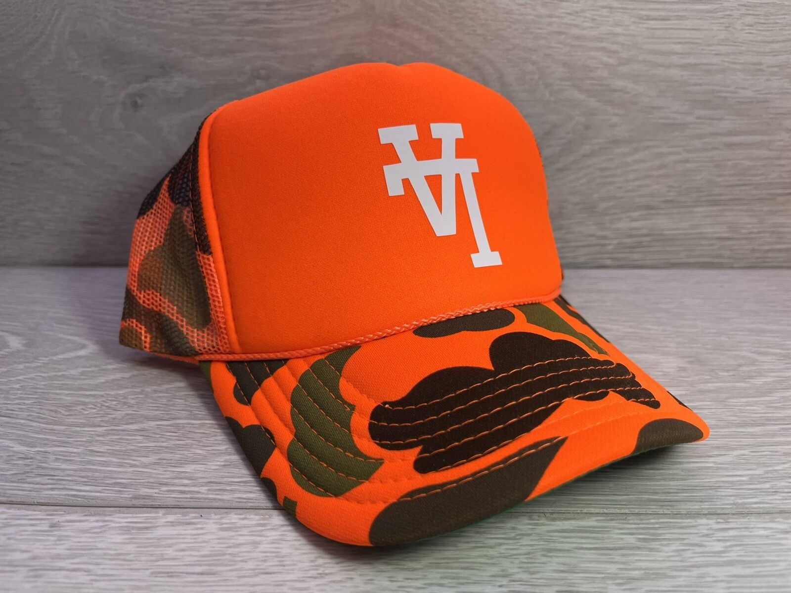 Vintage LA ORANGE CAMOHIGH CROWN TRUCKER SNAPBACK Size ONE SIZE - 1 Thumbnail
