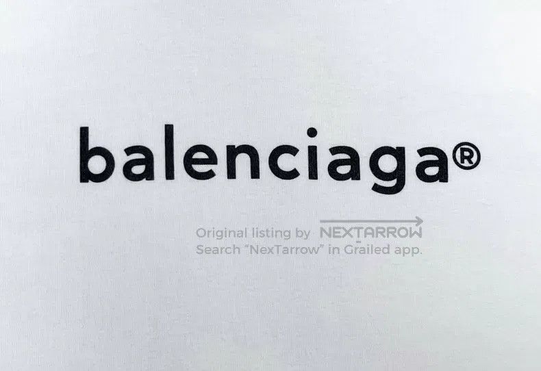 Balenciaga Balenciaga White short-sleeve with lettering logo Size US M / EU 48-50 / 2 - 4 Thumbnail