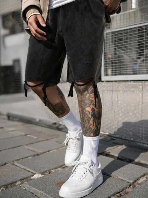 Japanese Brand OPIUM GOTH EDGY Y2K shorts distressed Size US 34 / EU 50 - 2 Thumbnail