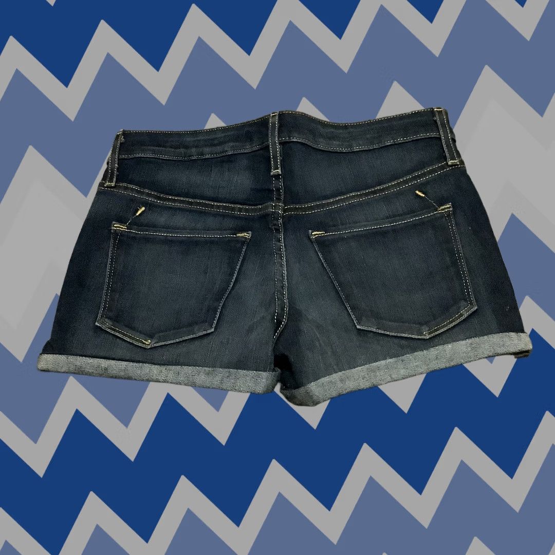 Mossimo Mossimo Shorts Womens 00 Denim Power Stretch Rolled Hem Waist 24” Blue Non smoking Excellent condition Boyfriend Stretch Jeans Pediatric? Size 24" / US 00 / IT 34 - 1 Thumbnail
