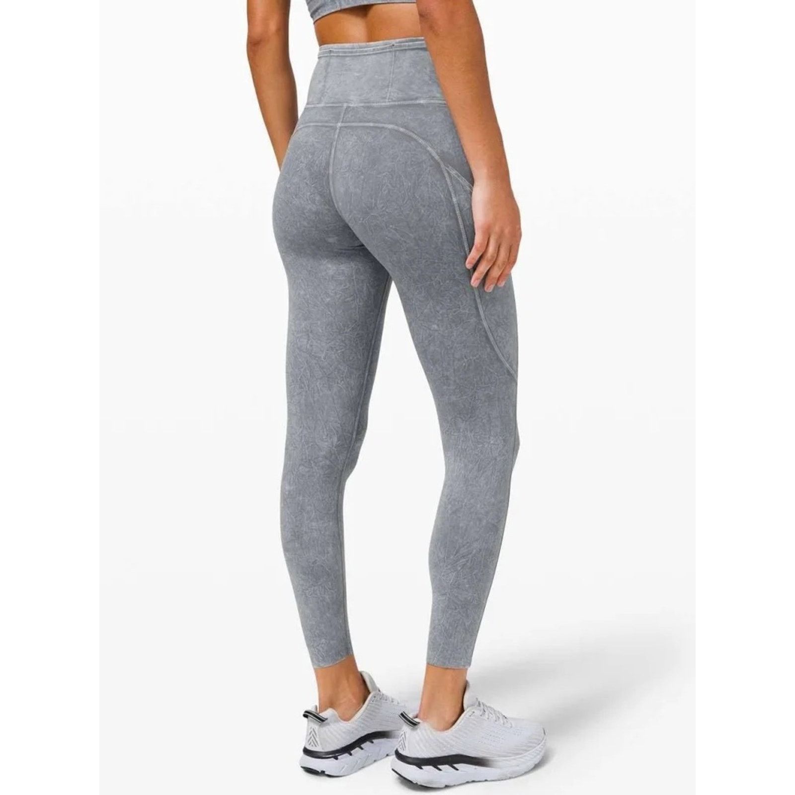 Lululemon Lululemon Fast & Free High-Rise Tights in a grey ice dye Size 27" / US 4 / IT 40 - 2 Thumbnail