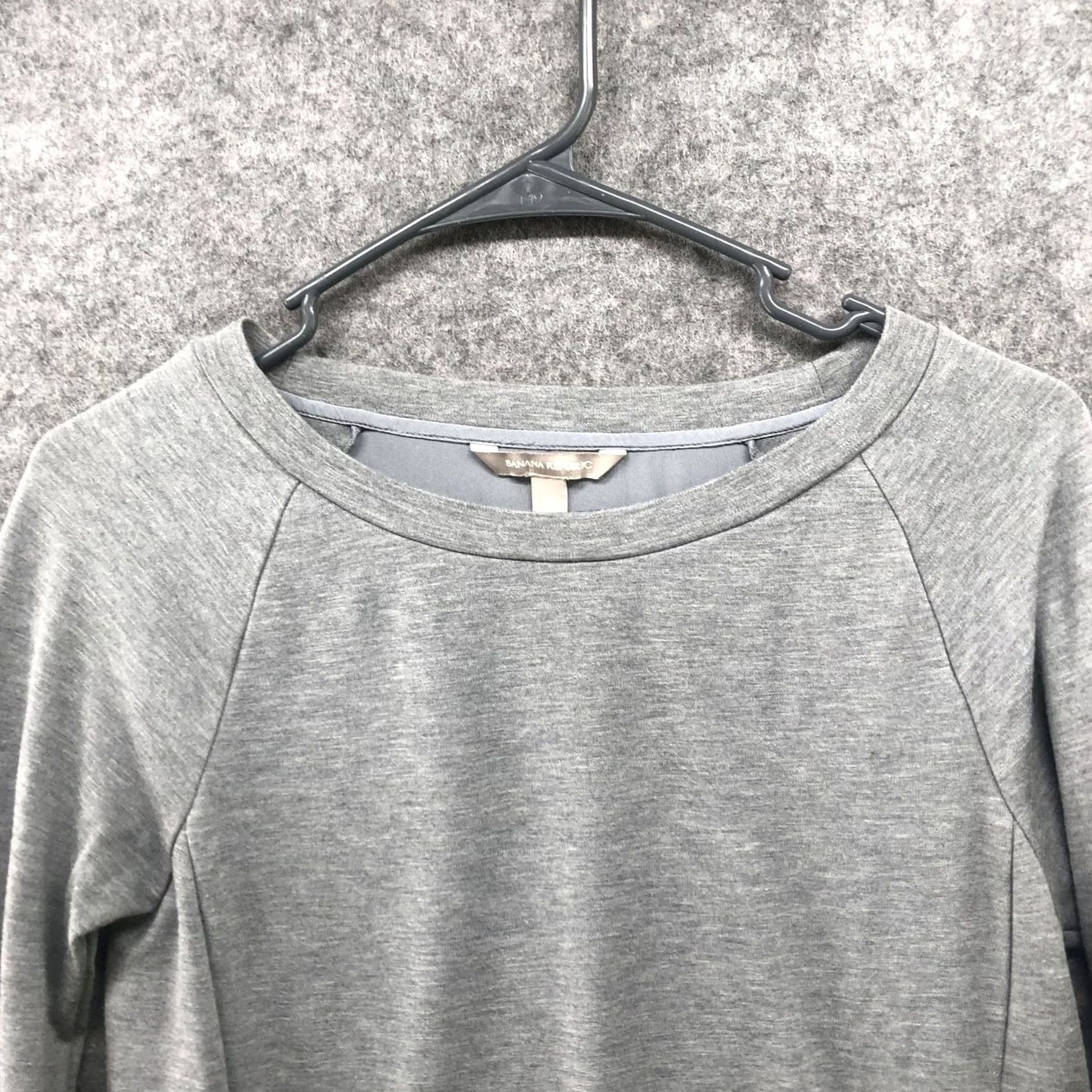 Banana Republic VINTAGE Banana Republic Ponte Silk Sweatshirt Womens XS Gray Mixed Media Pullover Size XS / US 0-2 / IT 36-38 - 3 Thumbnail