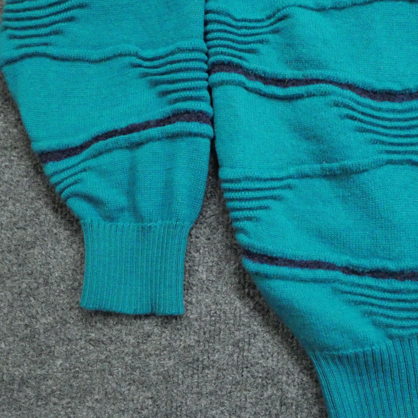 Zephyr VINTAGE St. Croix Sweater Mens Large Blue Teal 80s 90s Wool Knit Pullover Crew Neck Long Sleeve Distressed Size US L / EU 52-54 / 3 - 4 Thumbnail