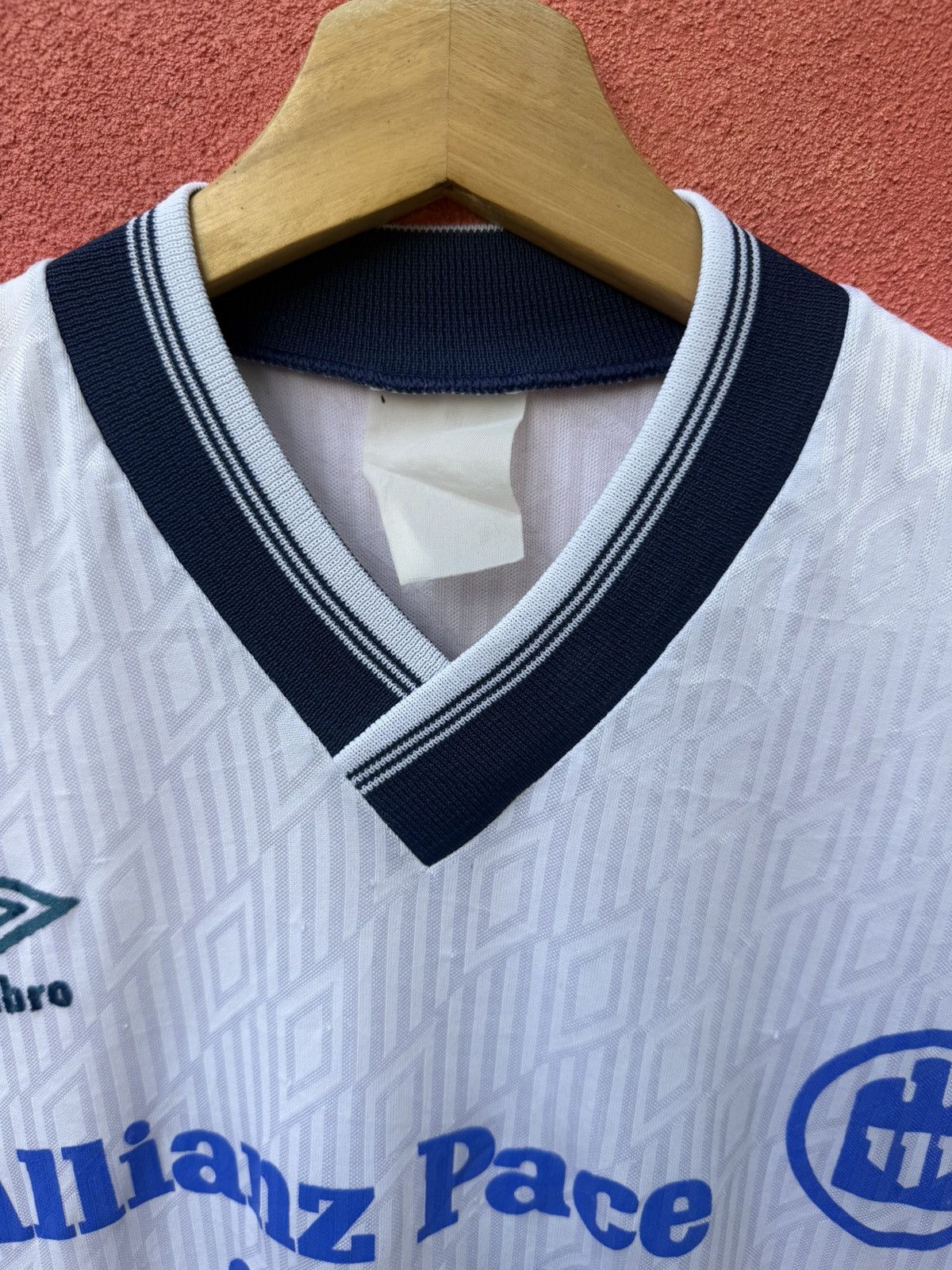 Umbro HC Allianz Plzen Size US L / EU 52-54 / 3 - 5 Thumbnail