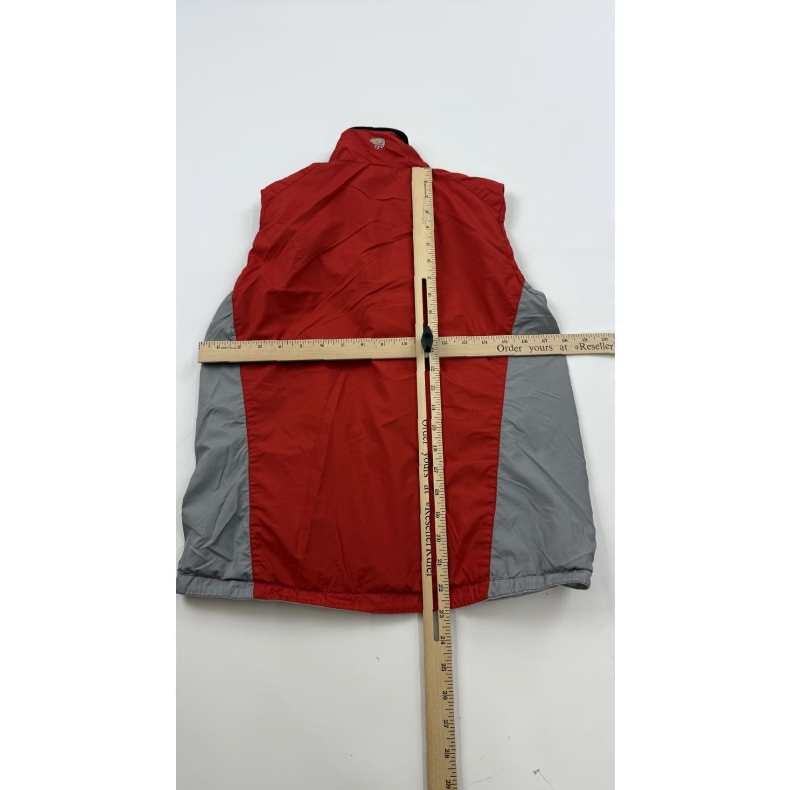 Mountain Hardwear VEST Mountain Hardwear Womens Small Red Gray Packable Lightweight Outdoor Hiking Size S / US 4 / IT 40 - 6 Thumbnail