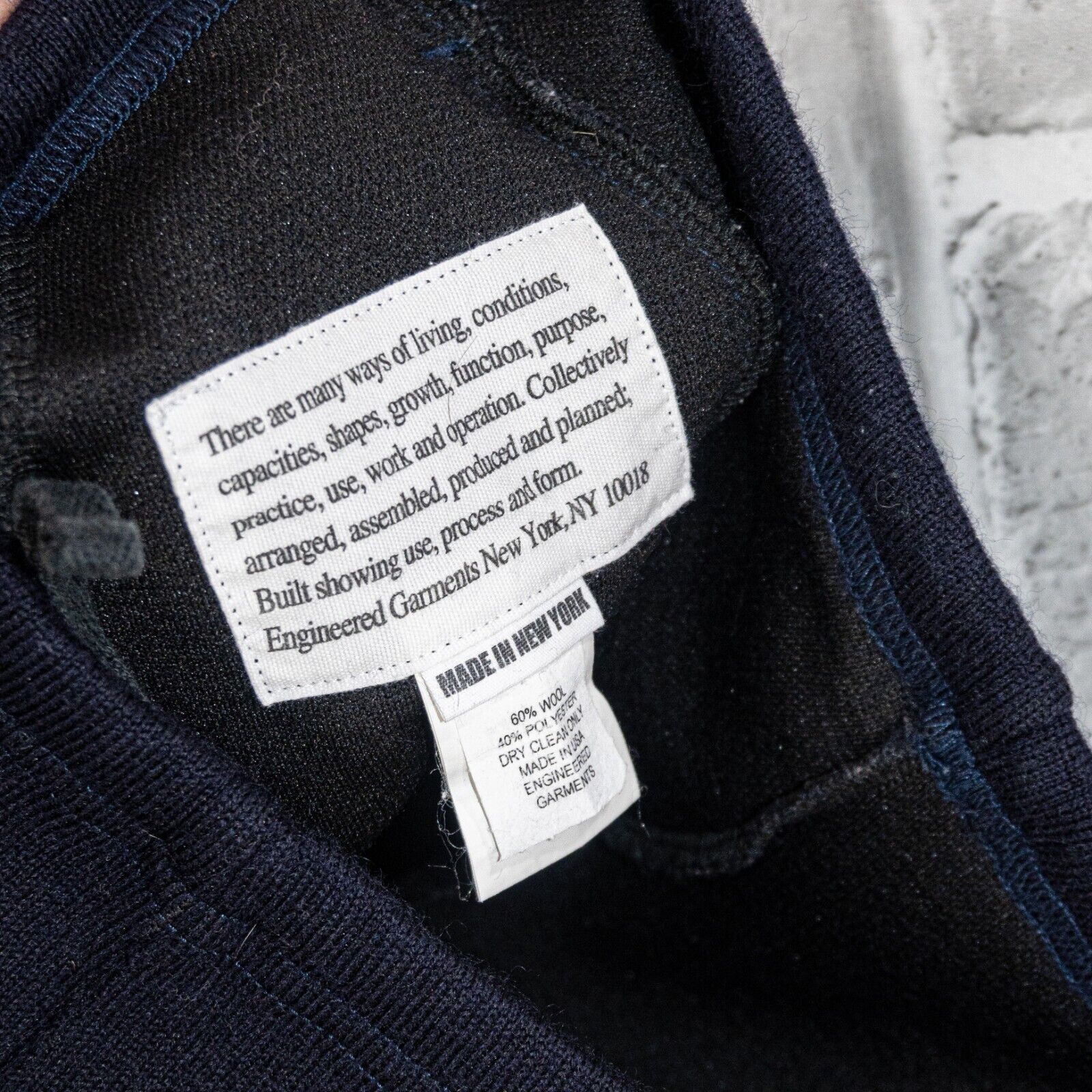 Engineered Garments ENGINEERED GARMENTS NY Wool Poly Knit Cropped Pant Navy Size 30" / US 8 / IT 44 - 5 Thumbnail