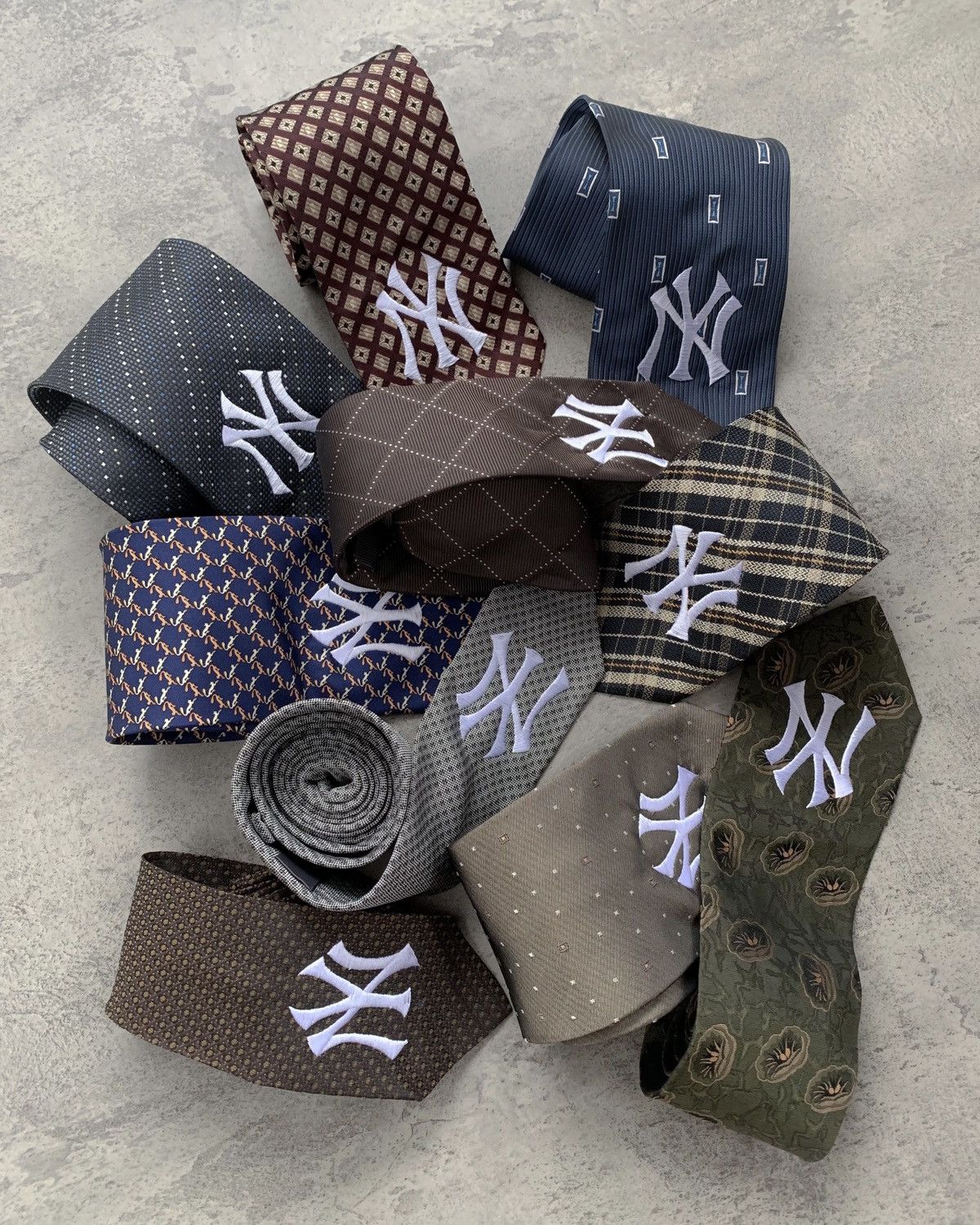 Vintage VINTAGE ‘NY’ TIE Size ONE SIZE - 5 Thumbnail