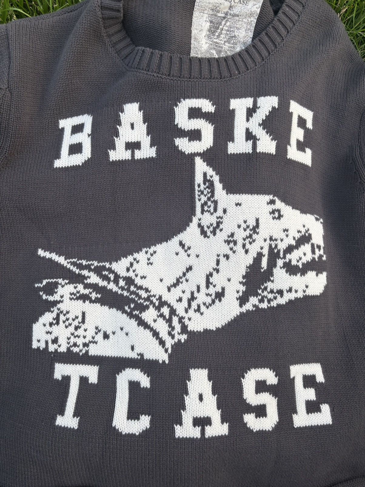 basketcase gallery Basketcase Gallery Raw College Knit