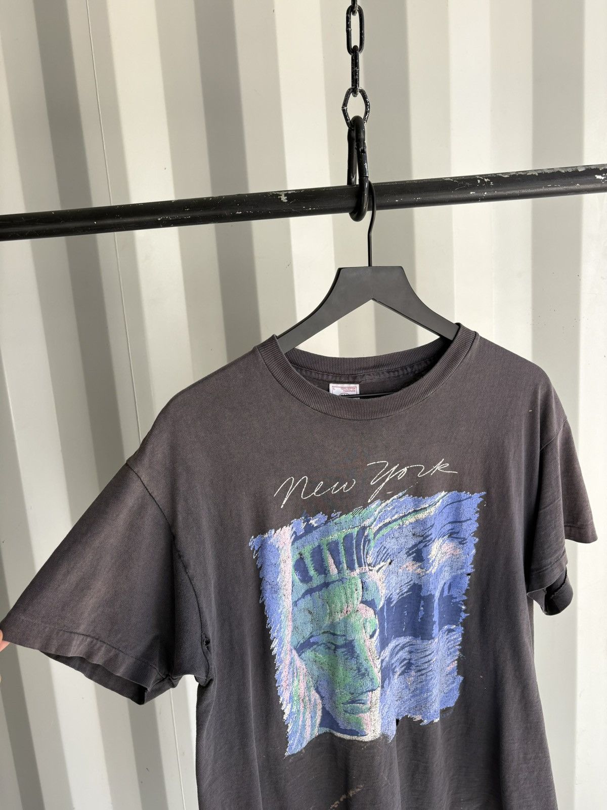 Vintage Vintage New York Art Shirt Faded Thrashed Grunge Band Boxy Size US L / EU 52-54 / 3 - 5 Thumbnail