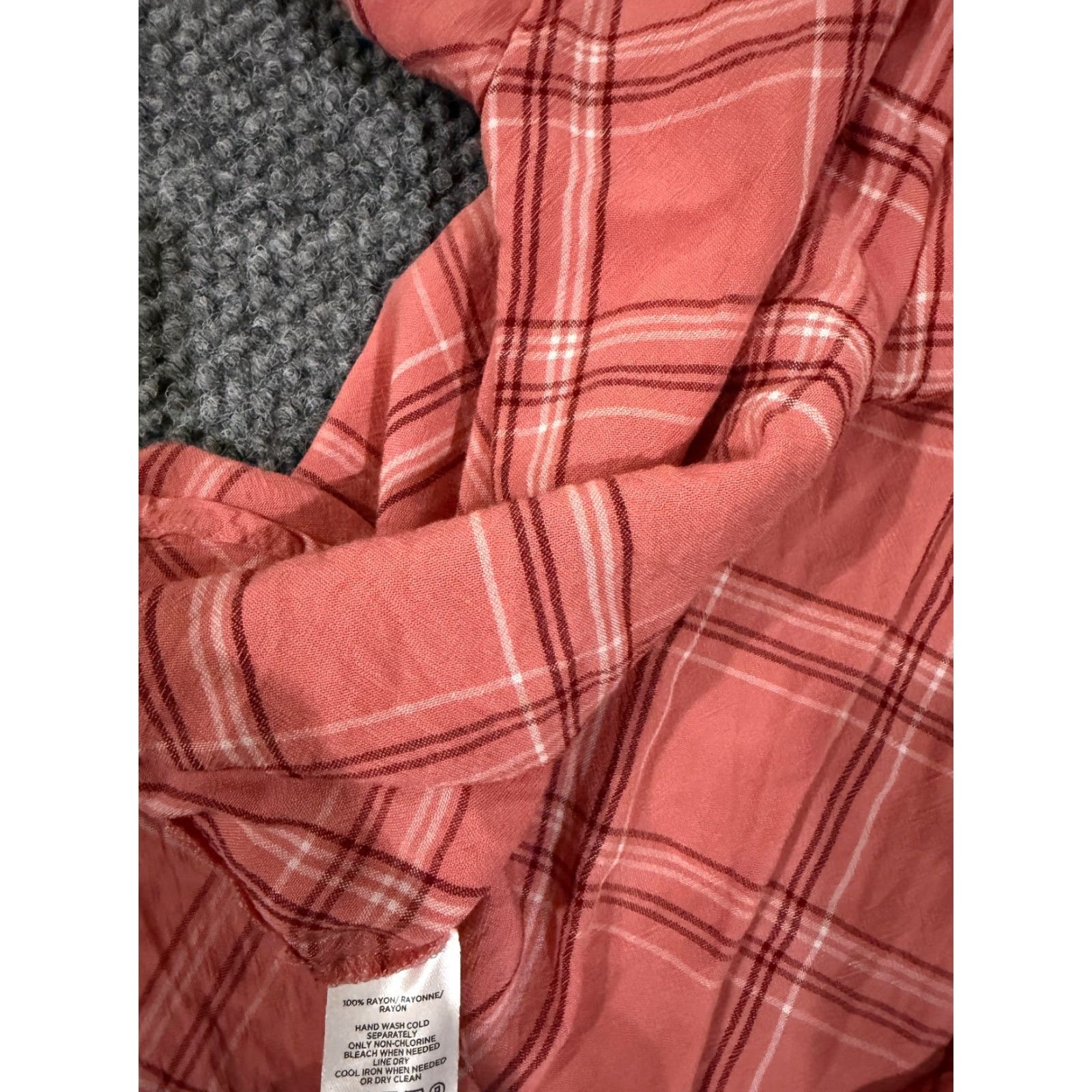 Loft **LOFT Women's Medium Pink Plaid Button Up Blouse** User: **Medium LOFT Women's Pink Plaid Button Up Blouse** Size M / US 6-8 / IT 42-44 - 5 Thumbnail