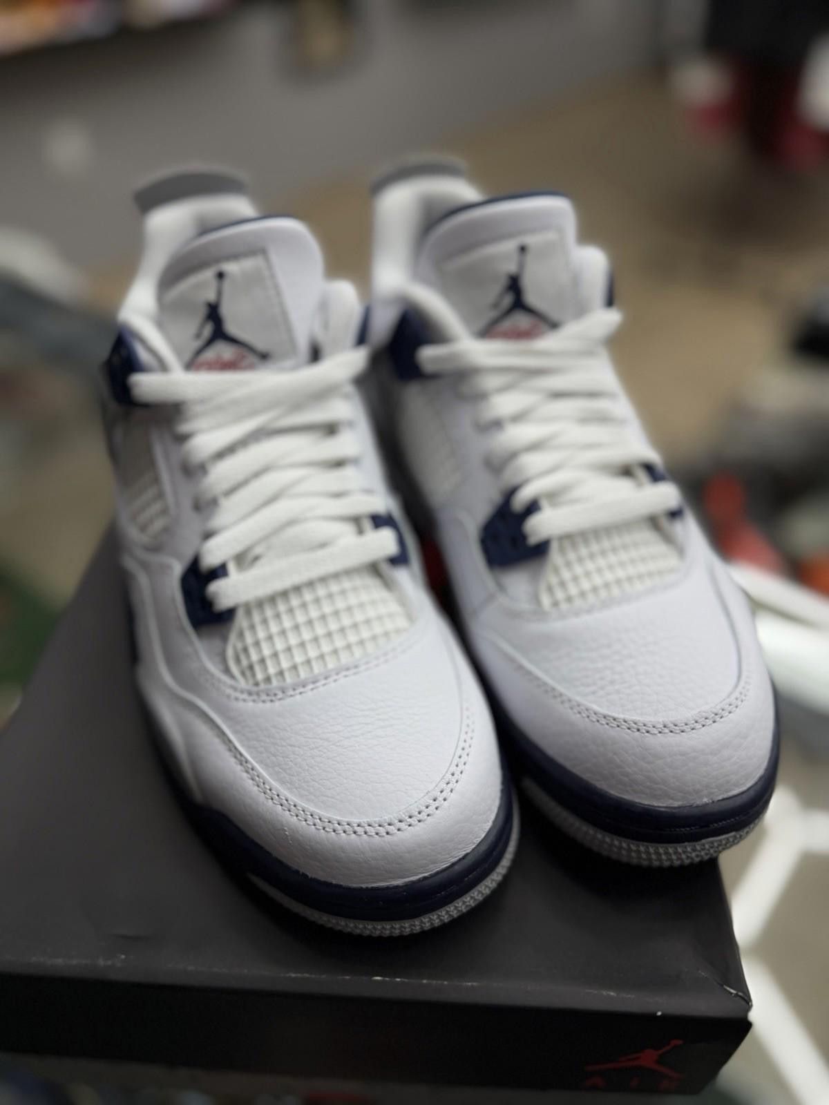 Jordan Brand Jordan Air Jordan 4 Retro GS 6Y/7.5W- 408452-140 - Size US 6 / EU 39 - 6 Thumbnail