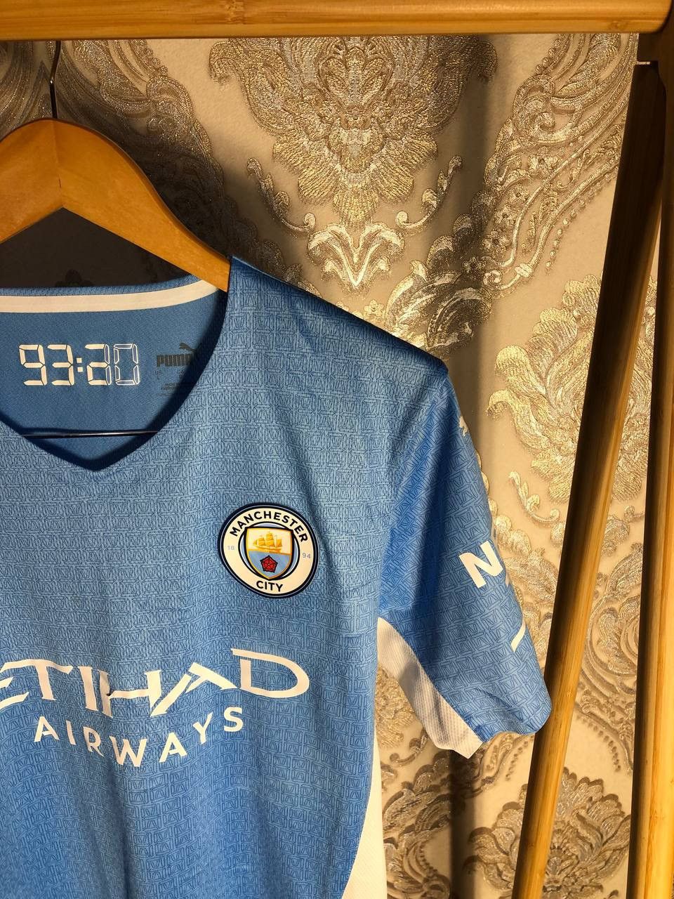 Puma × Vintage VERY RARE PUMA FC MANCHESTER CITY ENGLAND SOCCER JERSEY Y2K Size US L / EU 52-54 / 3 - 6 Thumbnail