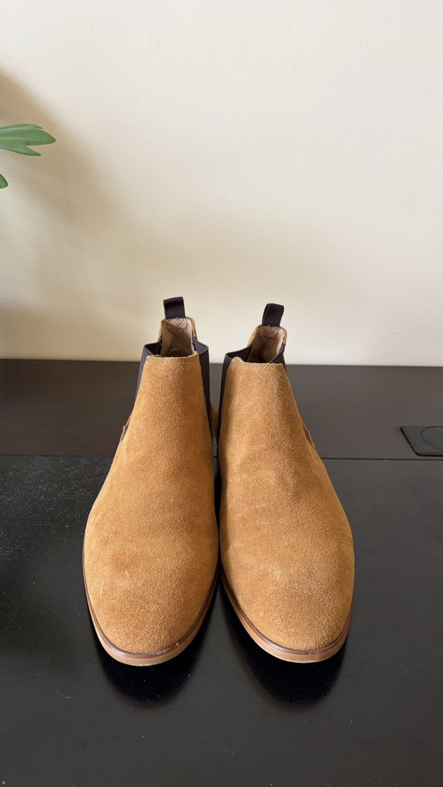 La Milano La Milano Suede Chelsea Boots – Tan – Size 10 Size US 10 / EU 43 - 5 Thumbnail