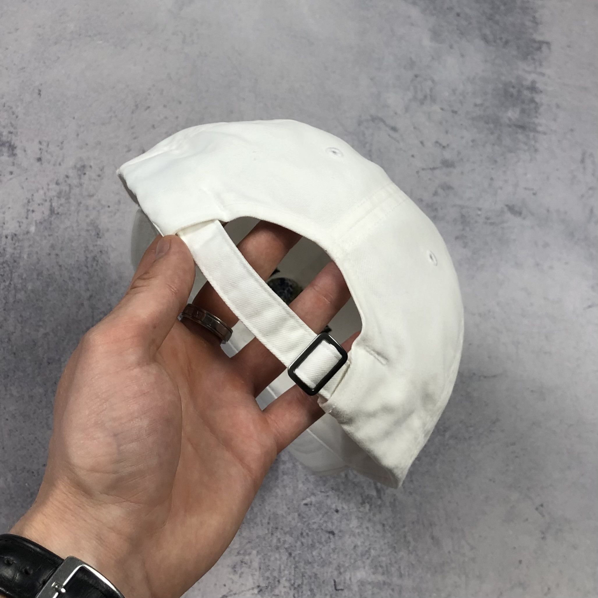 Uniqlo Uniqlo Cali Dewitt NOW Earth White Men’s Cap art hype Size ONE SIZE - 8 Thumbnail