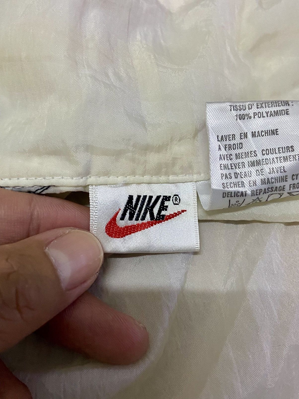 Nike × Vintage VINTAGE 90's NIKE AIR UPTEMPO WINDBREAKER Size US L / EU 52-54 / 3 - 16 Thumbnail
