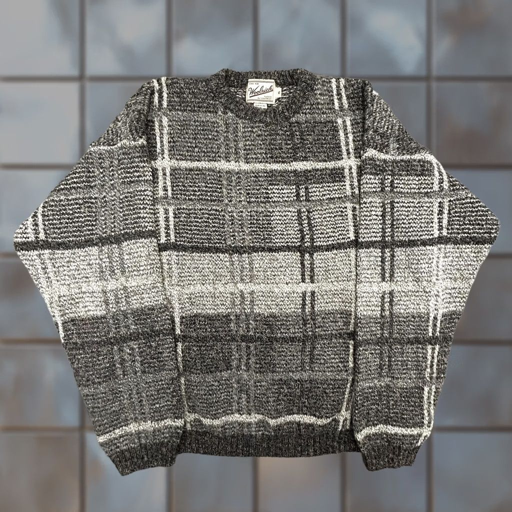 Vintage VINTAGE Woolrich Sweater Mens XL Gray Plaid Heavyweight Knit Wool 90s Pullover Crew Neck Wool Nylon Knit Size US XL / EU 56 / 4 - 1 Thumbnail