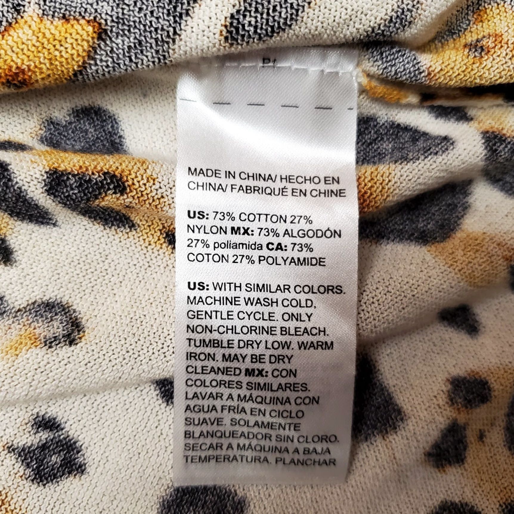 Vintage Chicos Womens Sweater Cardigan Open Front Knit Gold Cat Print Sz 1 US 8 Regular Shirt Womens Mens Girls Boys Size XS / US 0-2 / IT 36-38 - 6 Thumbnail