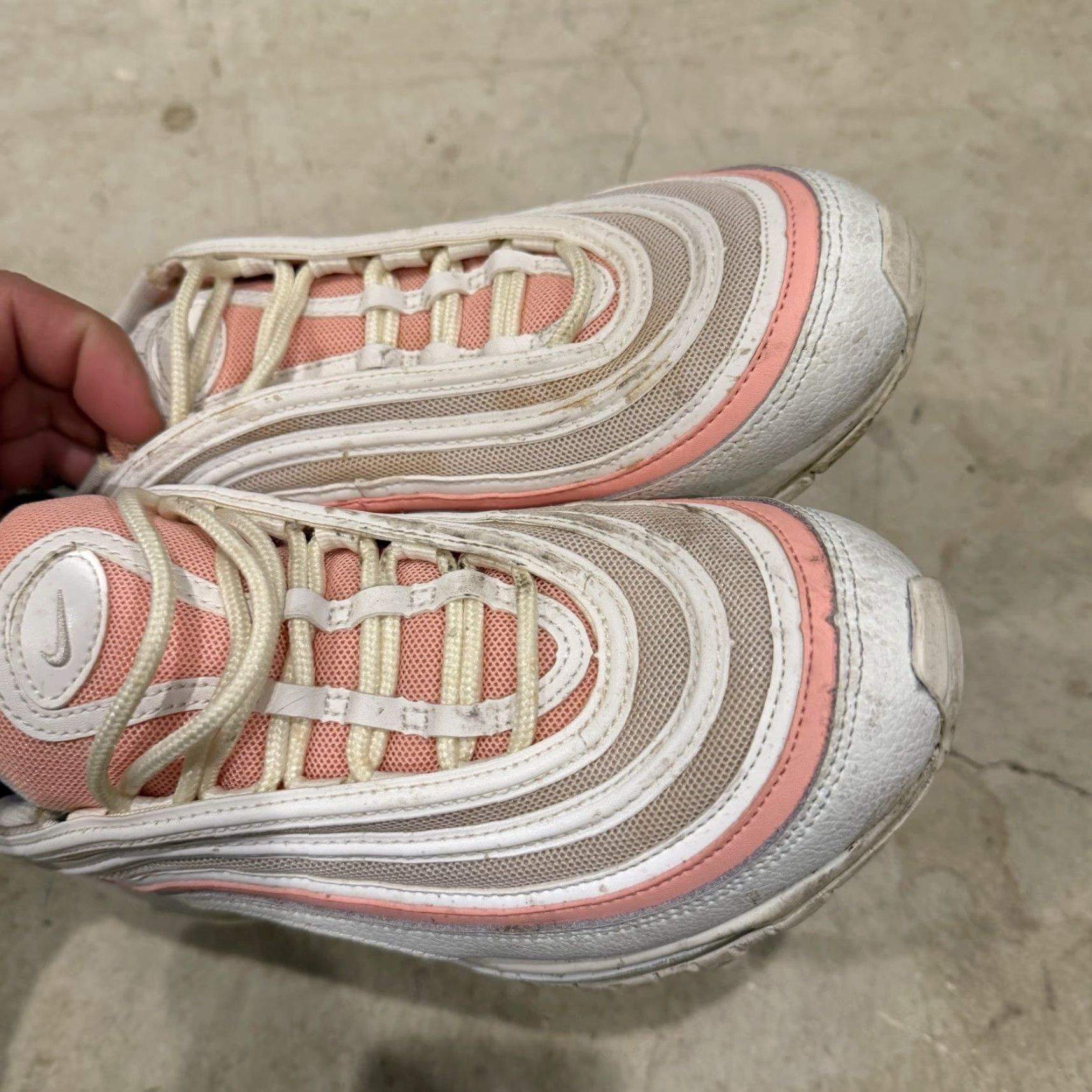 Nike VINTAGE Nike Air Max 97 Sneaker Women 8 Pink White Bleached Coral 2019 Nike Air Max 97 Womens Shoes Size US 6 / IT 36 - 5 Thumbnail