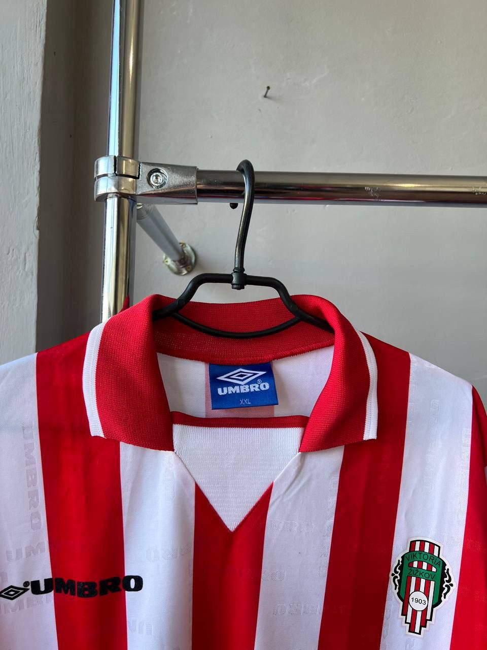 Vintage 1995/96 VIKTORIA ZIZKOV #70 UMBRO MATCH WORN SOCCER JERSEY Size US XXL / EU 58 / 5 - 5 Thumbnail