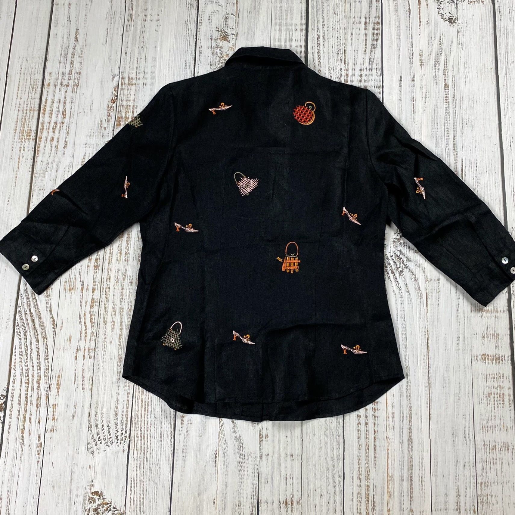 Vintage VINTAGE Edward Black Linen Button-Up Shirt Sz S, Long Sleeve, Embroidered, Classic Fit, Womens Size S / US 4 / IT 40 - 5 Thumbnail