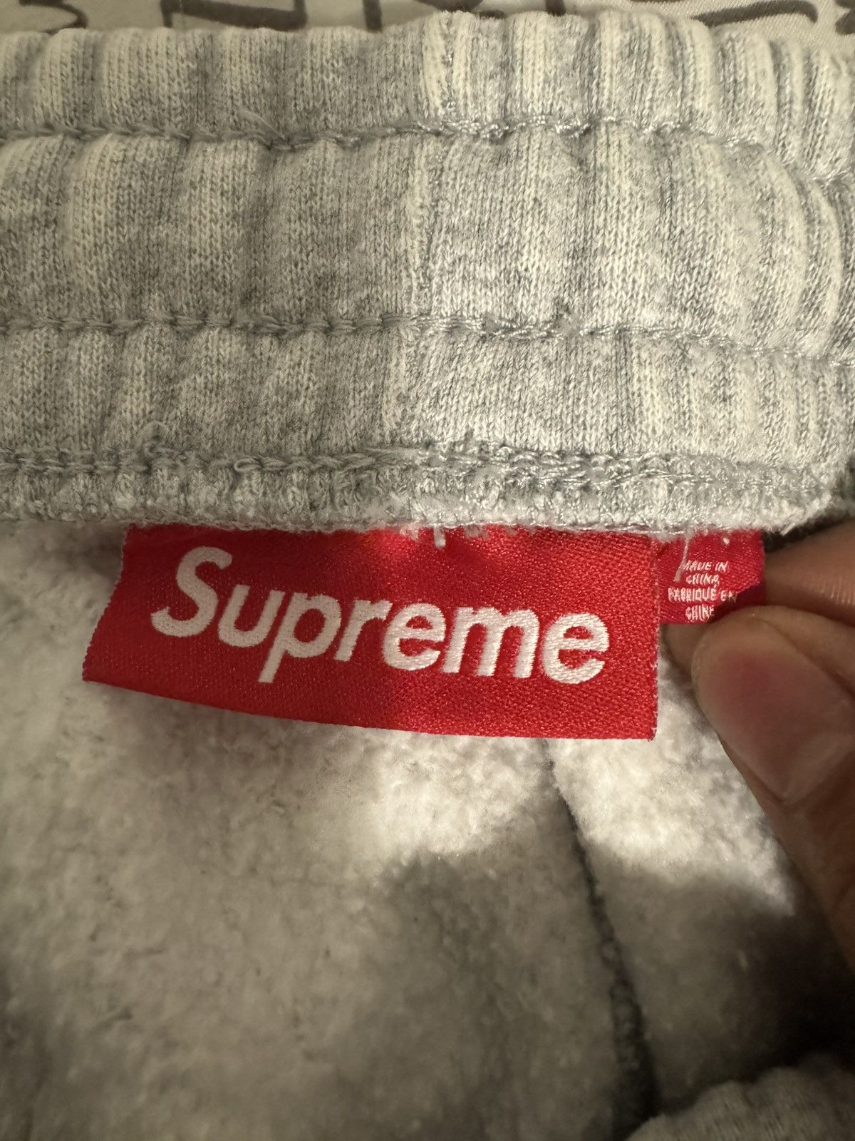 Supreme Supreme old english sweatpant Size US 34 / EU 50 - 4 Thumbnail