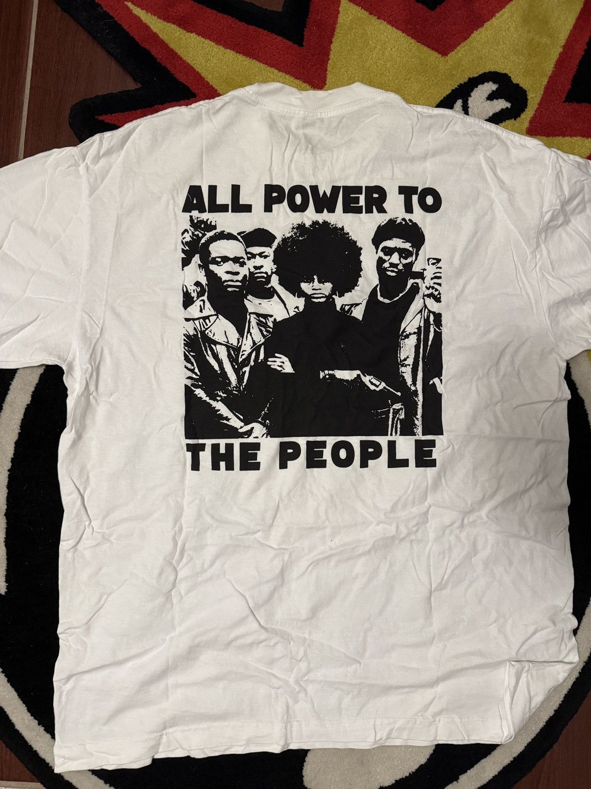 Other CIRCULATE “POWER TO THE PEOPLE” TEE Size US L / EU 52-54 / 3 - 3 Thumbnail