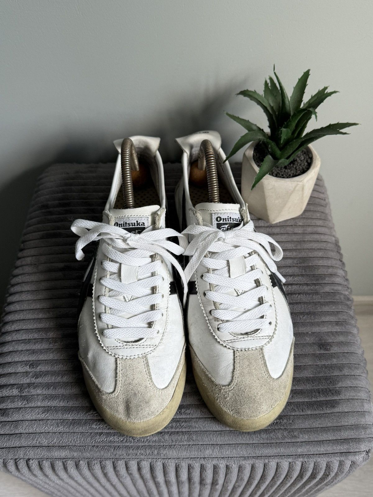 Asics Vintage Asics Onitsuka Tiger Sneakers Size US 9 / EU 42 - 4 Thumbnail