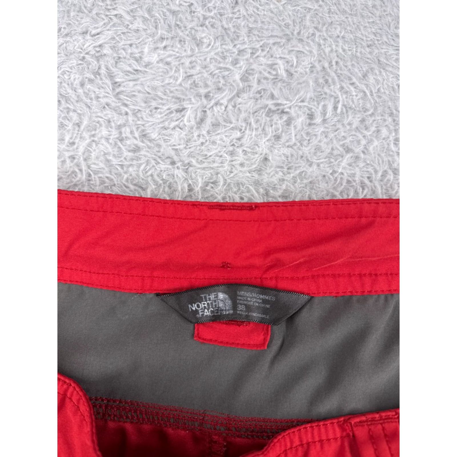 The North Face The North Face Shorts Men 38 Red Zipper Cargo Polyester Hiking Fishing Outdoors Size US 38 / EU 54 - 6 Thumbnail