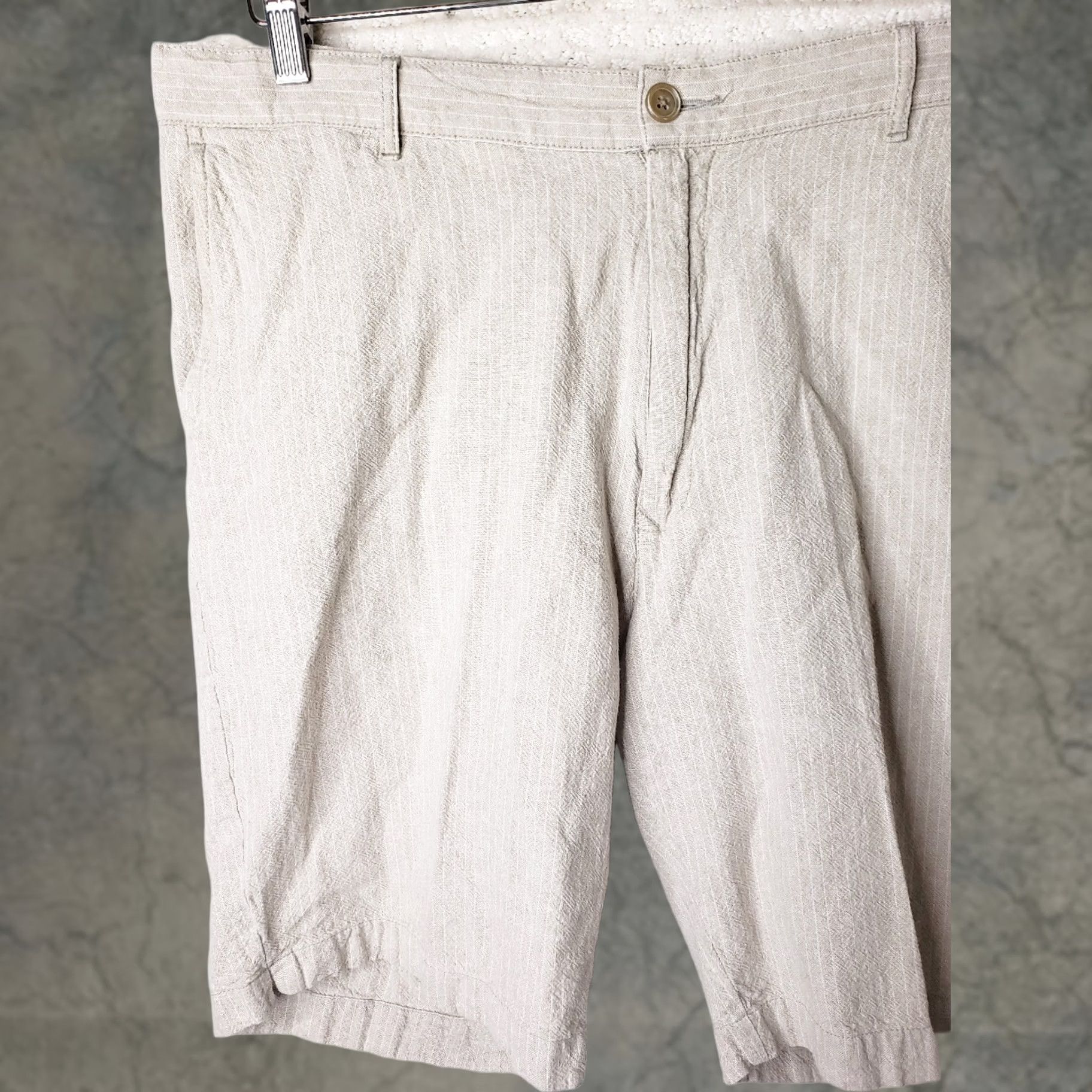 Jos. A. Bank Jos A Bank Shorts Mens 38x10 Tan Striped Linen 55% Cotton 45% Blend Breathable Chino Size US 38 / EU 54 - 1 Thumbnail