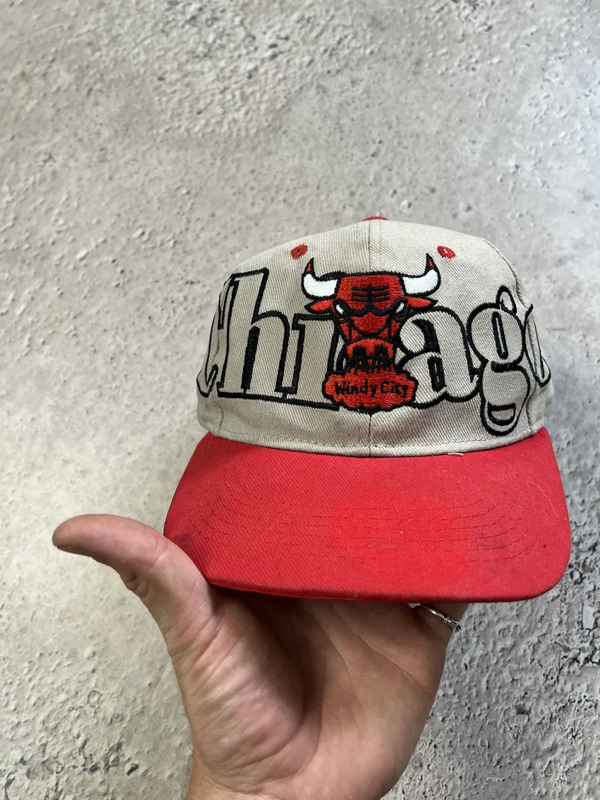 NBA × Vintage Vintage 90's Chicago Bulls Michael Jordan 23 NBA Cap Size ONE SIZE - 1 Thumbnail