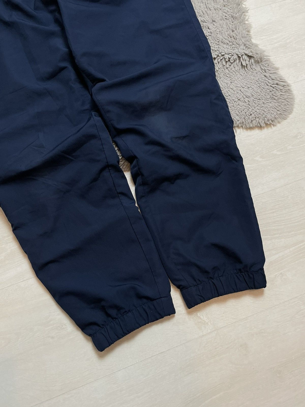 Japanese Brand × Nike Nike Neylon Track Pants Baggy Center Logo Swoosh Y2k Size US 40 / EU 56 - 3 Thumbnail
