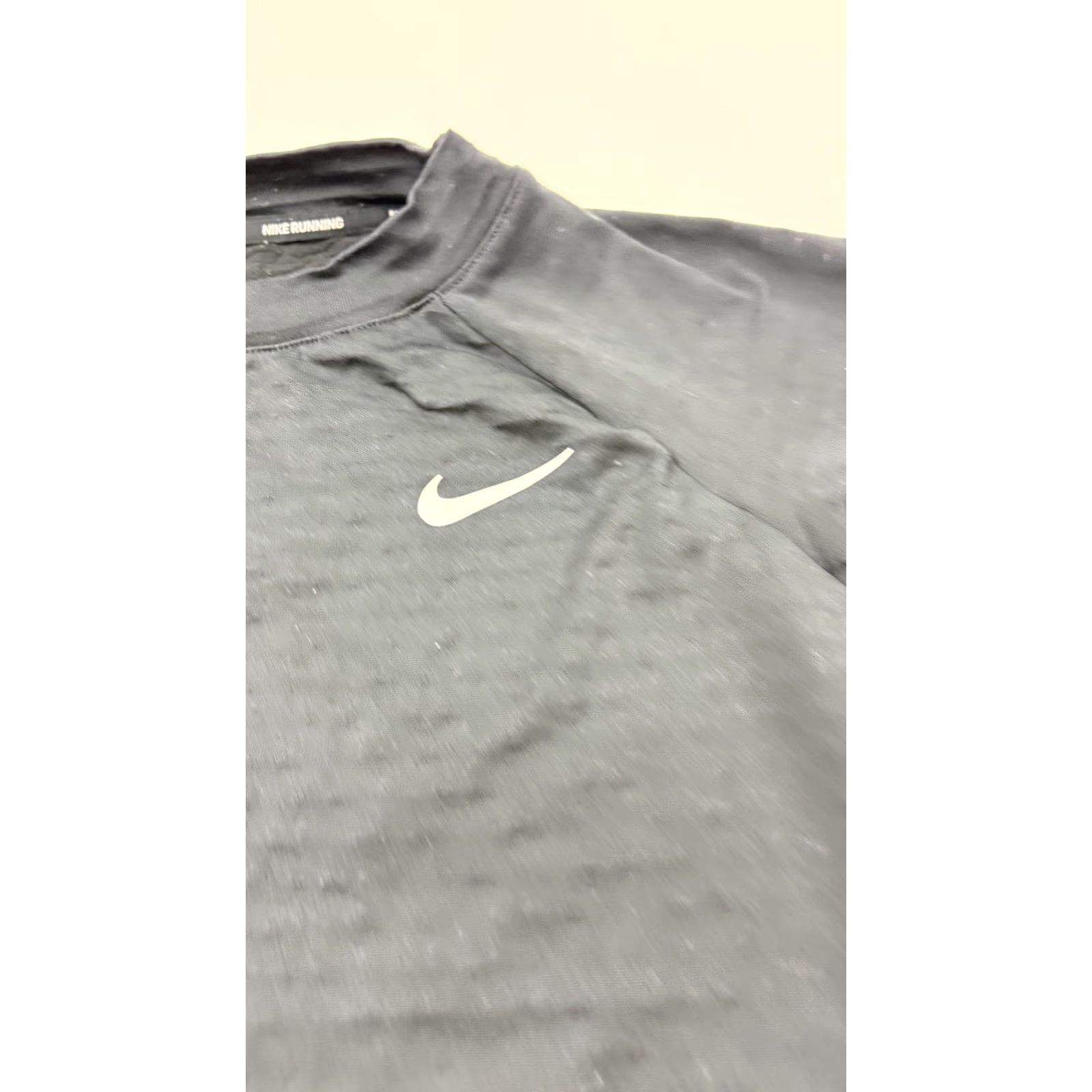 Nike Nike Therma Shirt Women M Black Long Sleeve Pullover Running Size M / US 6-8 / IT 42-44 - 5 Thumbnail