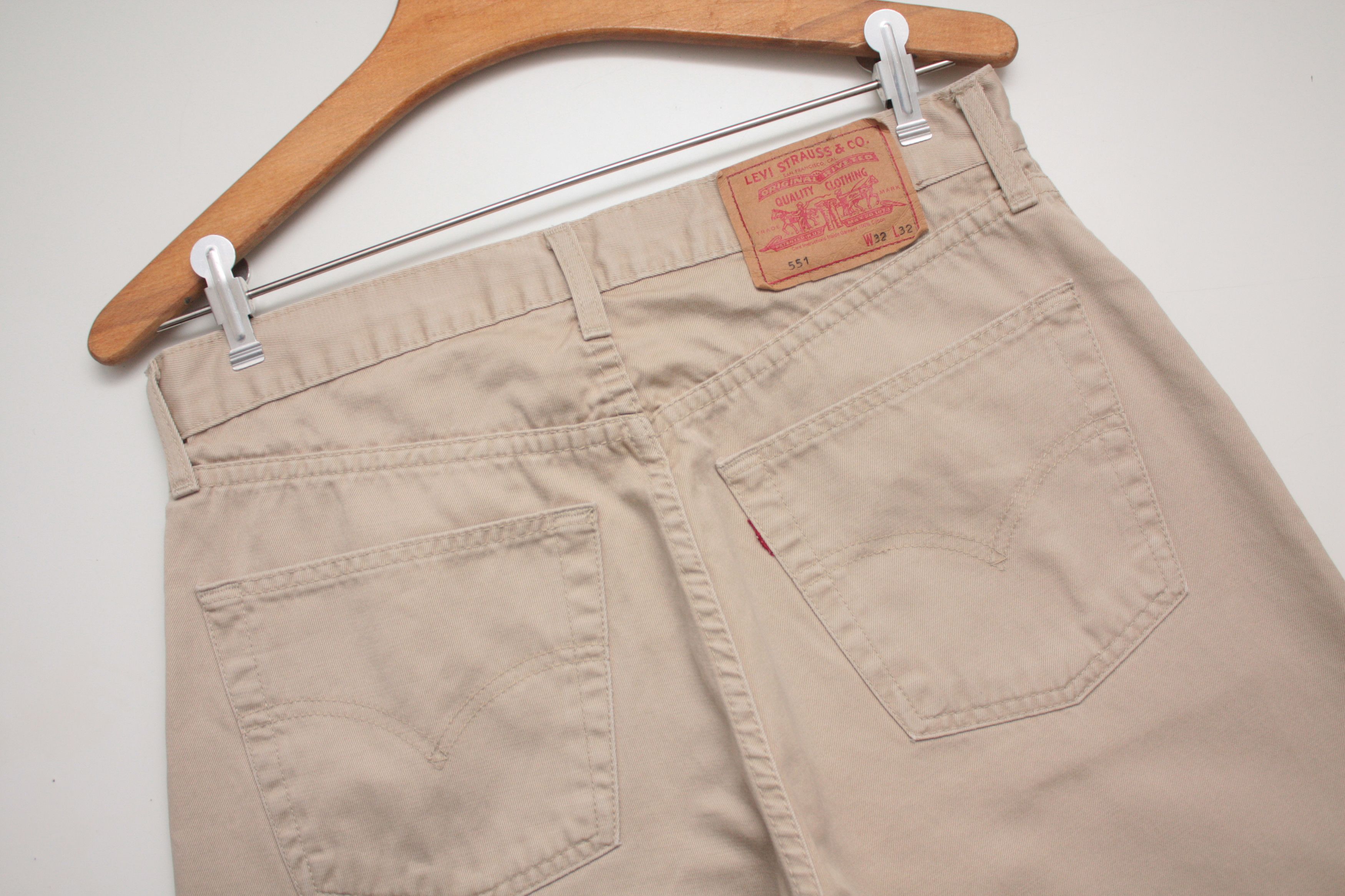 Levi's Vintage Clothing Levi's 551 Vintage Beige Denim Jeans W32L32 Size US 32 / EU 48 - 1 Thumbnail