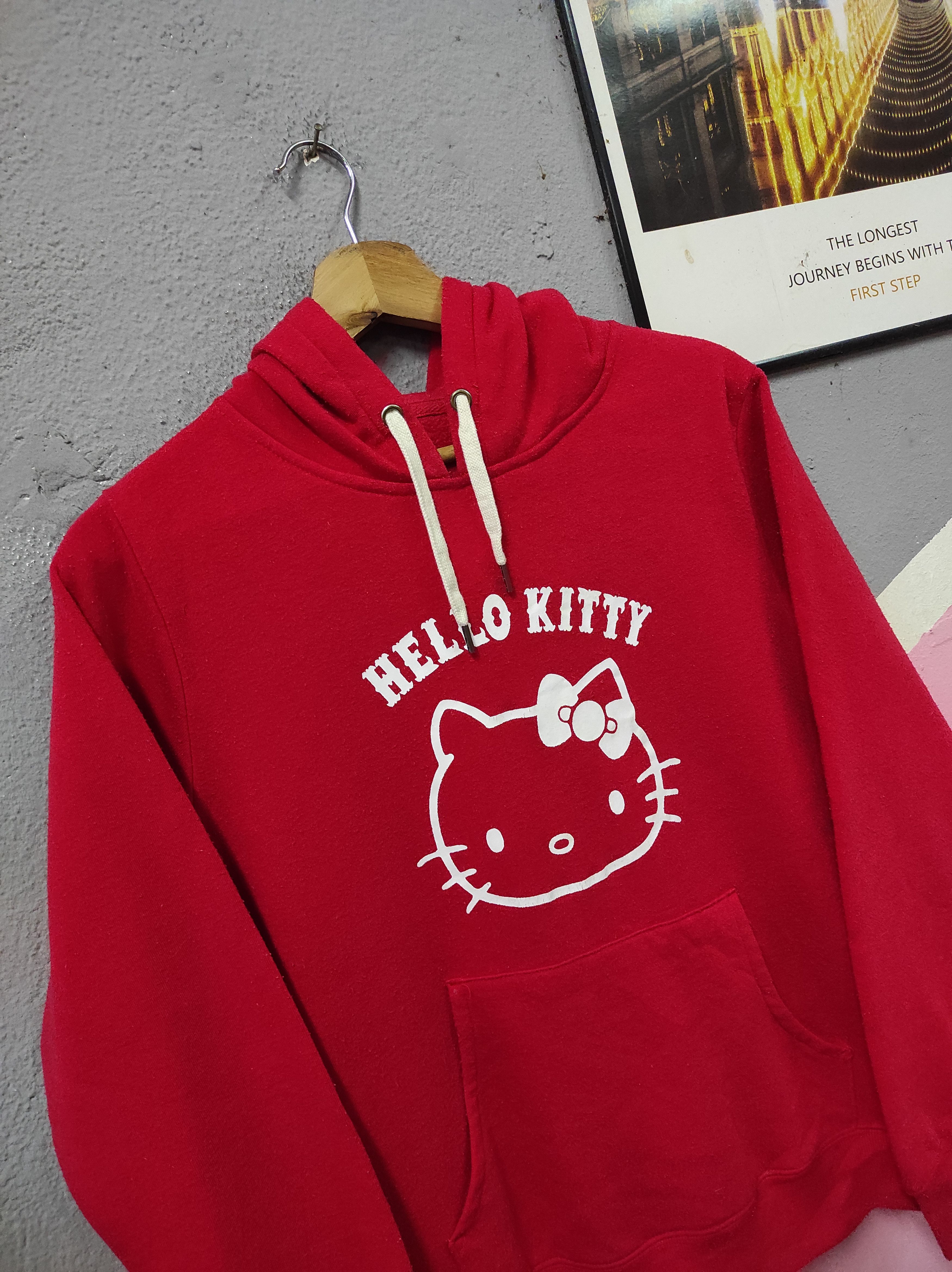 Cartoon Network × Japanese Brand HELLO KITTY BIG LOGO HOODIE Size M / US 6-8 / IT 42-44 - 2 Thumbnail