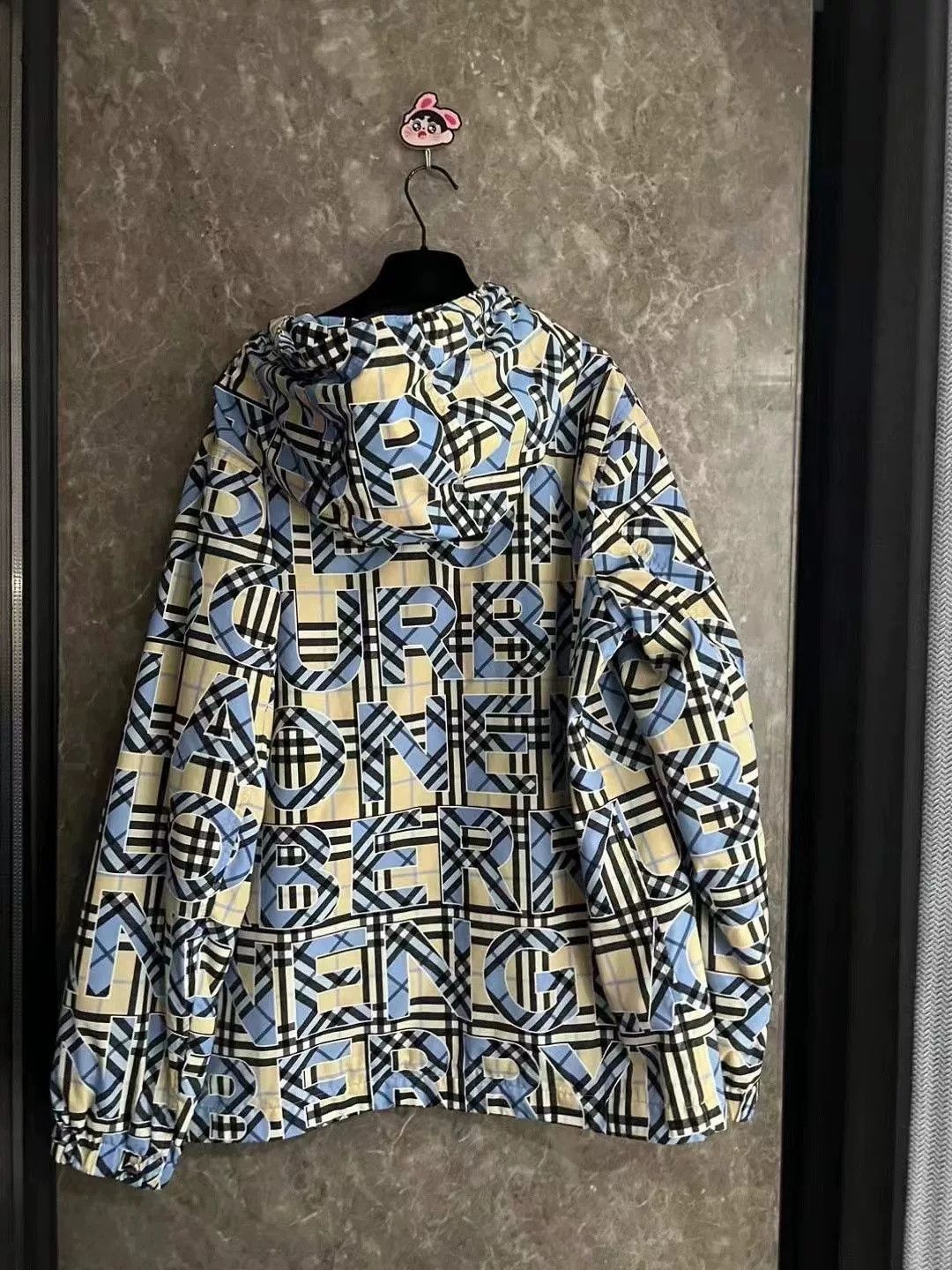 Burberry Burberry All-Over Print Hooded Windbreaker L Size US L / EU 52-54 / 3 - 2 Thumbnail