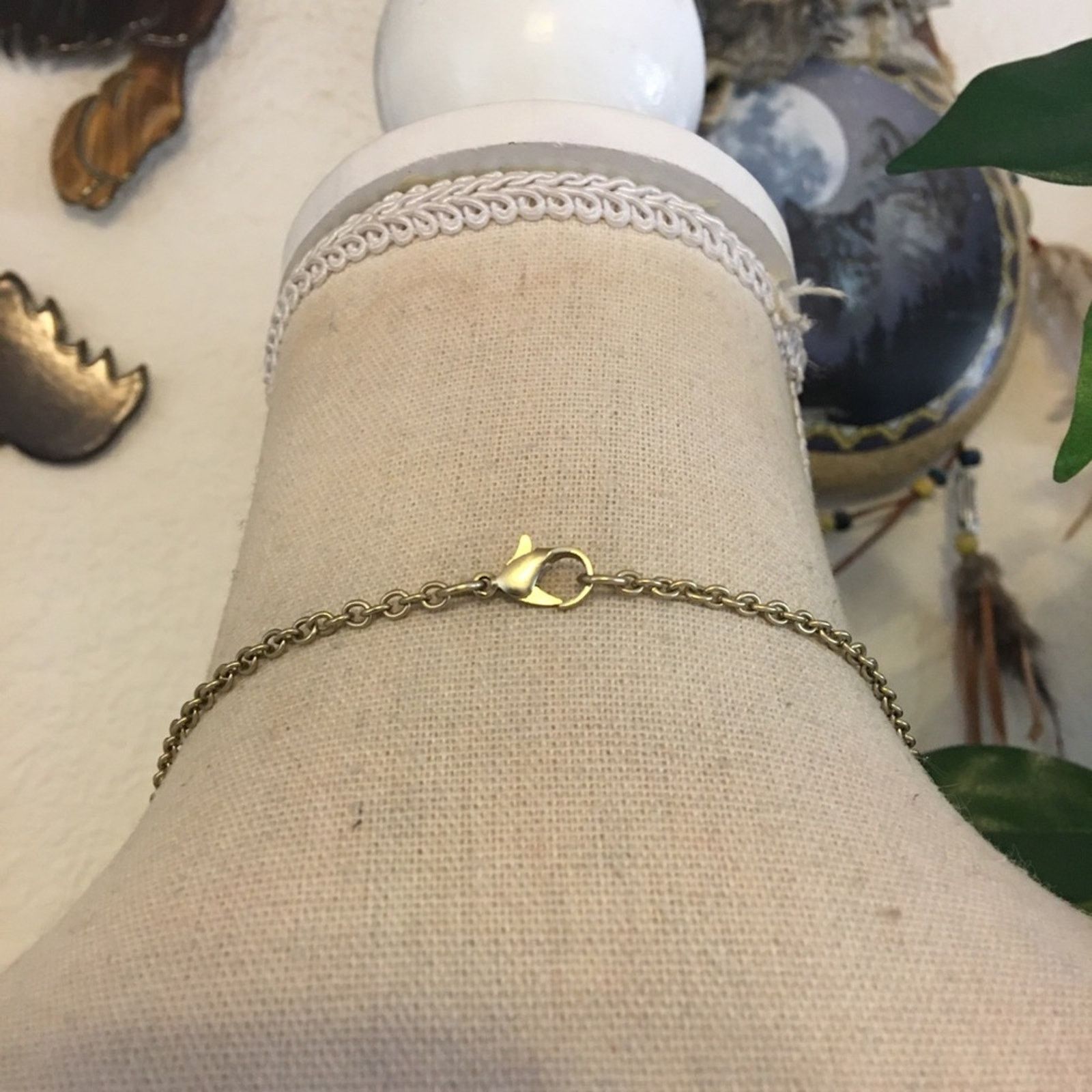 Jewelry Matte gold leaf design necklace and earring set Size ONE SIZE - 4 Thumbnail