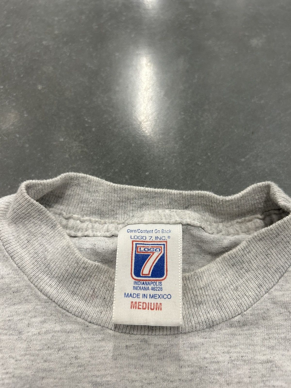 Logo 7 × Vintage 1997 World Series Champions grey & blue vintage t-shirt tee Size US M / EU 48-50 / 2 - 3 Thumbnail