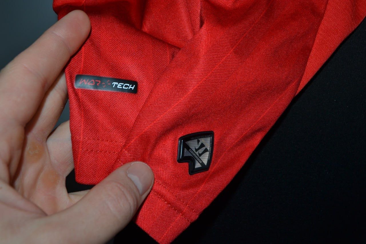 Other Liverpool FC Red Shirt Warrior Standard Chartered Size S Size US S / EU 44-46 / 1 - 8 Thumbnail