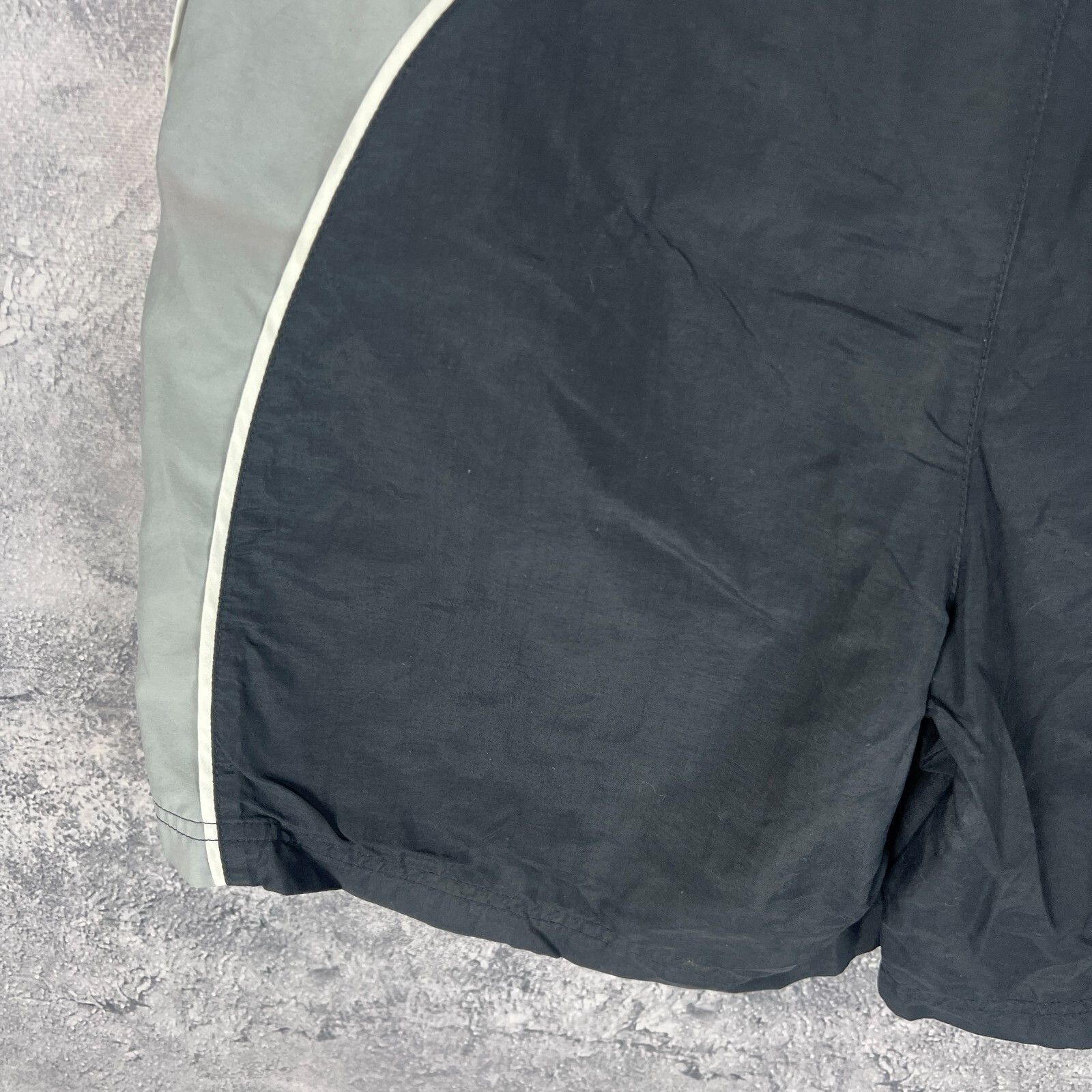 Nike Nike Vintage Shorts Men's Size L Black ` Size US L / EU 52-54 / 3 - 9 Thumbnail