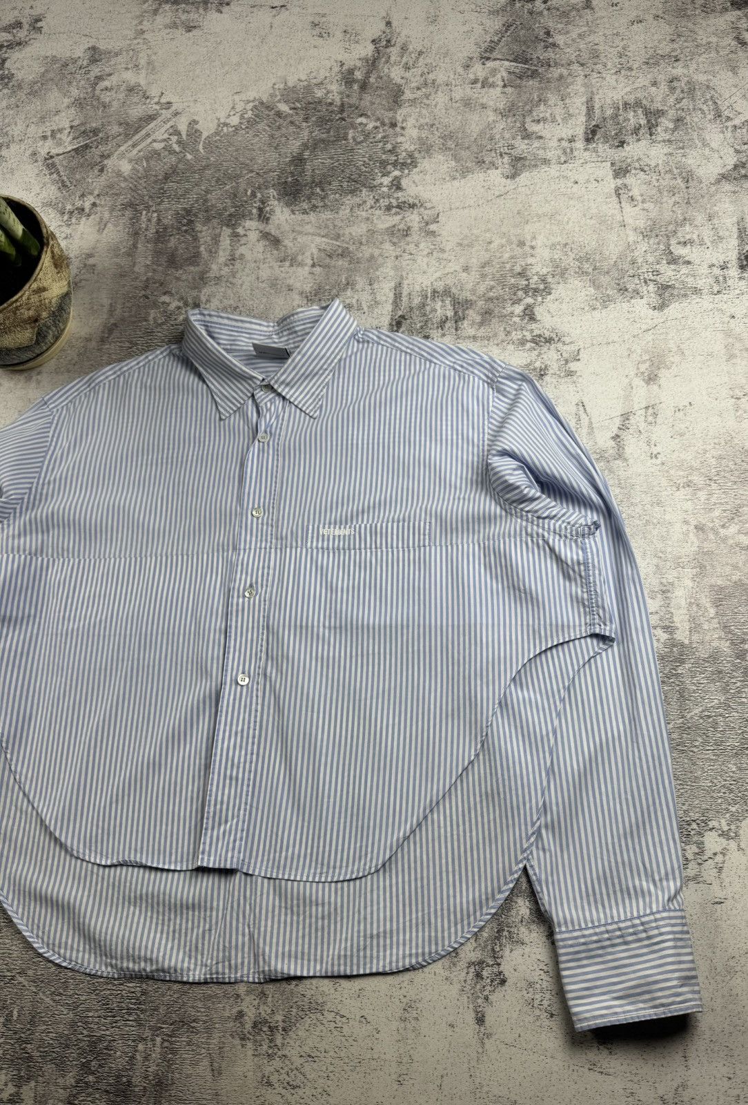 Vetements Vetements Femme Garderobe 2019 Demna Gvasalia Striped Asymmetrical Button Shirt Size M / US 6-8 / IT 42-44 - 4 Thumbnail