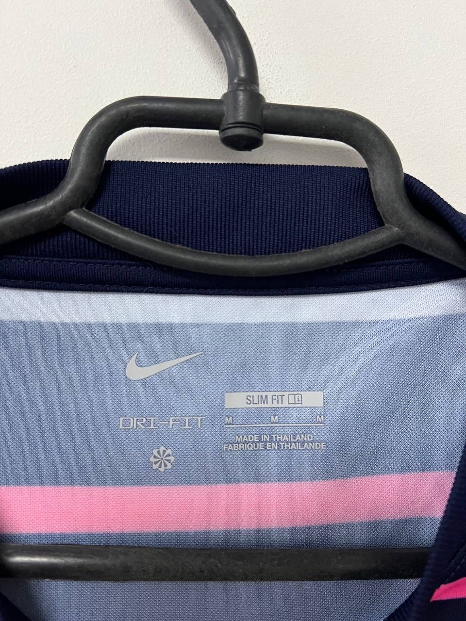 Nike France 2024/2025 Pre match Football Shirt Mailot Nike M Size US M / EU 48-50 / 2 - 7 Thumbnail