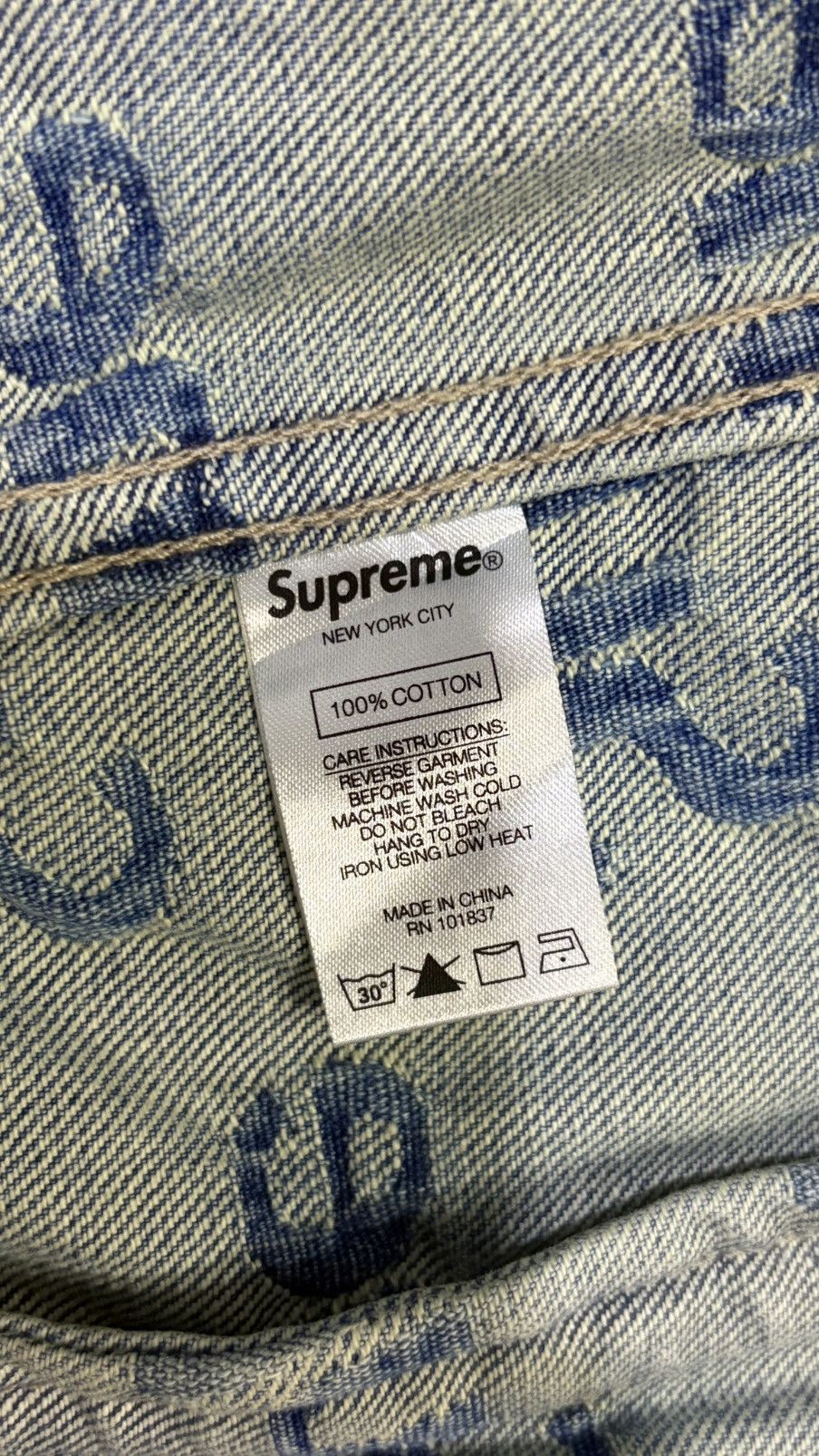 Supreme Supreme frayed denim jacket Size US M / EU 48-50 / 2 - 5 Thumbnail