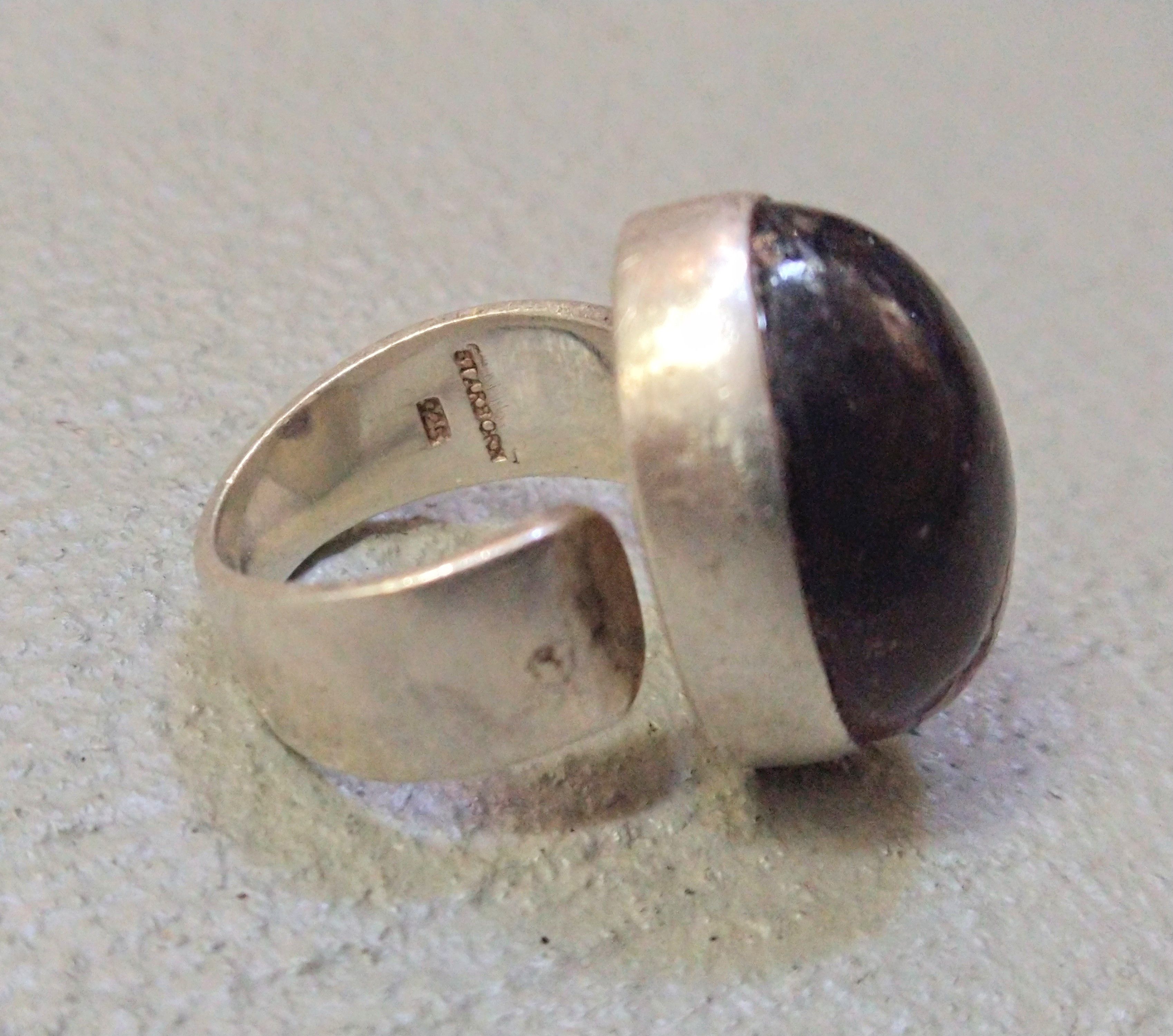 Jewelry Vintage Sterling Silver Ring Size 8 Amber Brown Oval Modern Size ONE SIZE - 9 Thumbnail